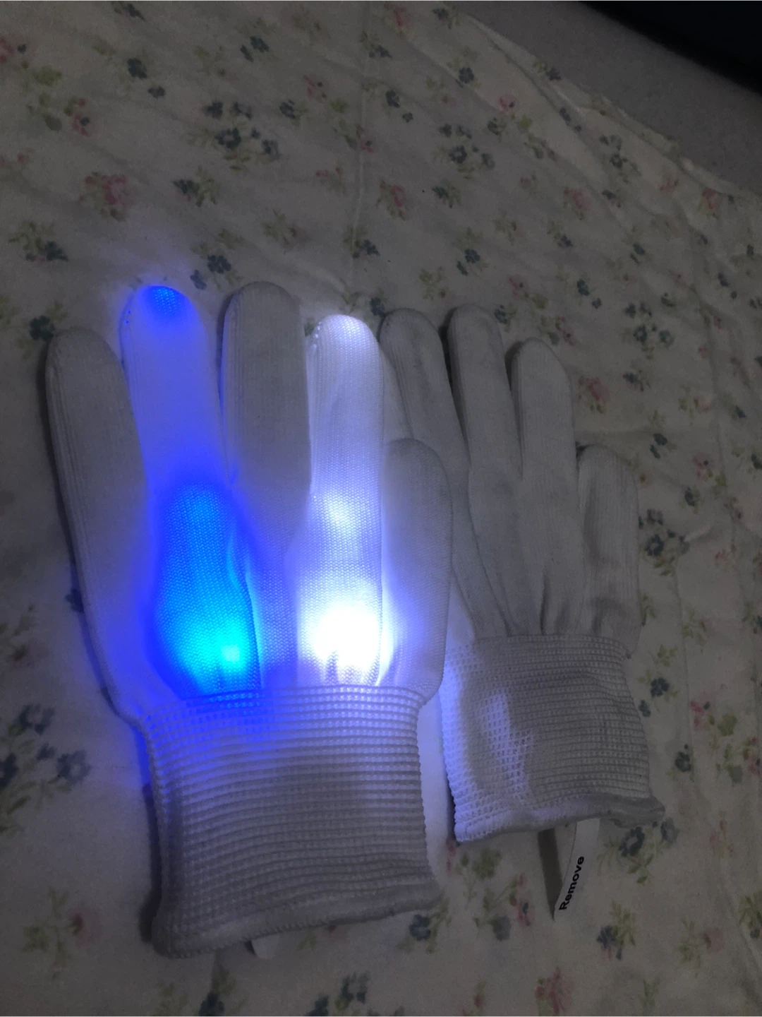 Light Up LED Gloves - White small size