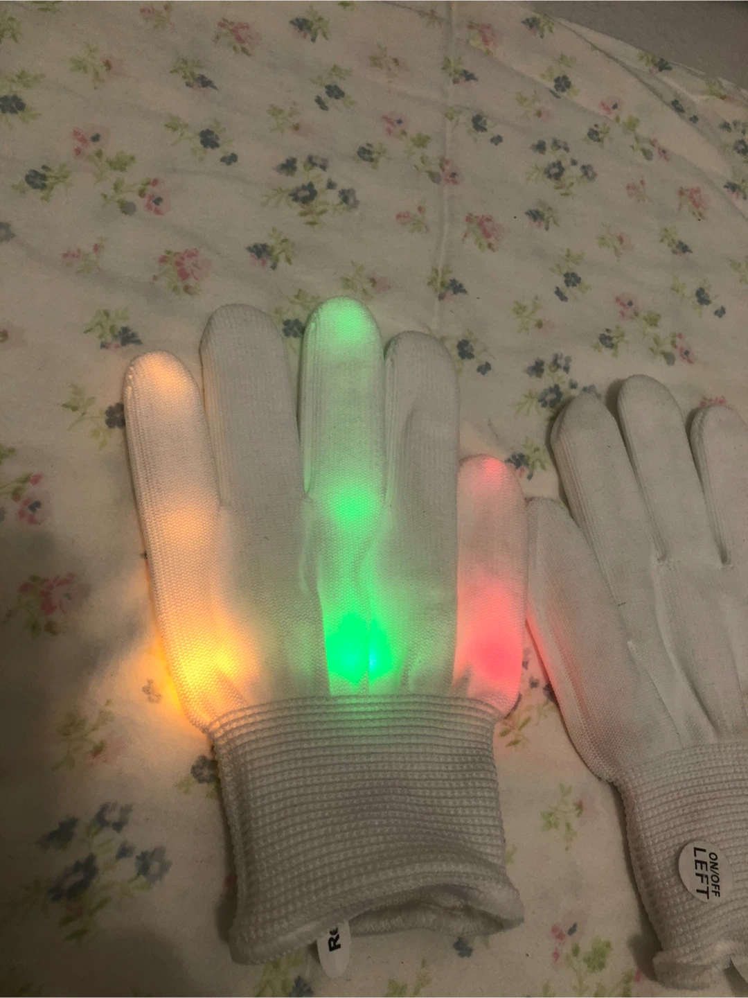 Light Up LED Gloves - White small size - photo 3