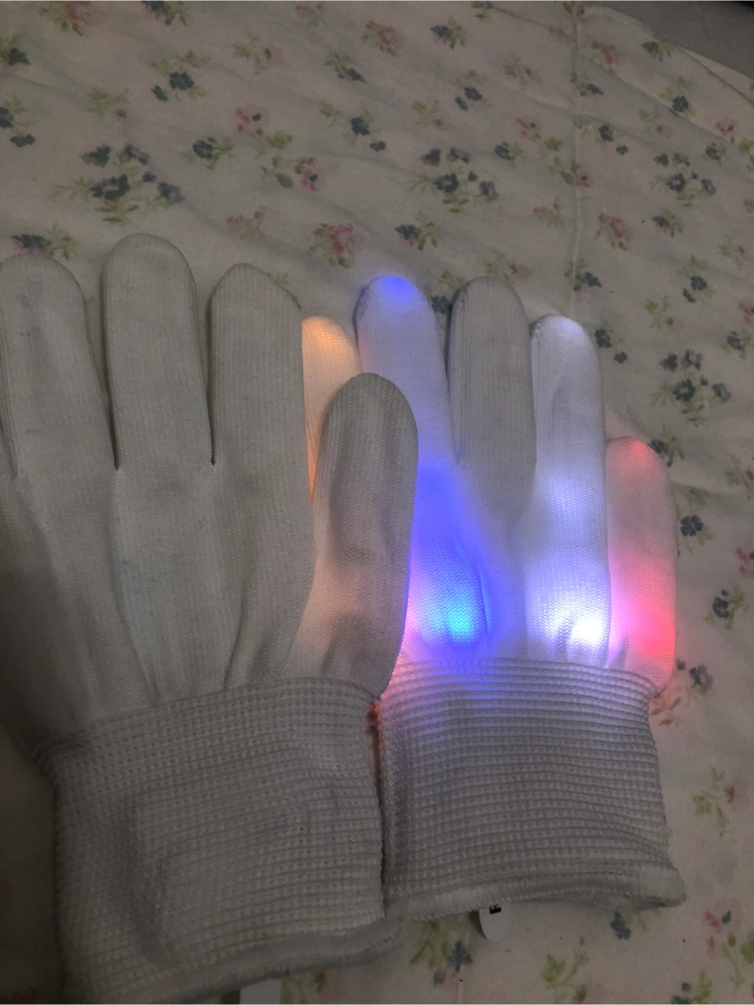 Light Up LED Gloves - White small size - photo 4
