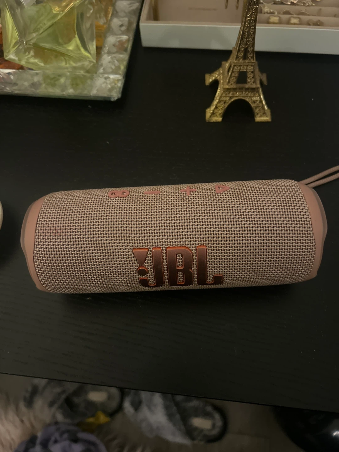 JBL Flip 6 Portable Bluetooth Speaker - Pink
