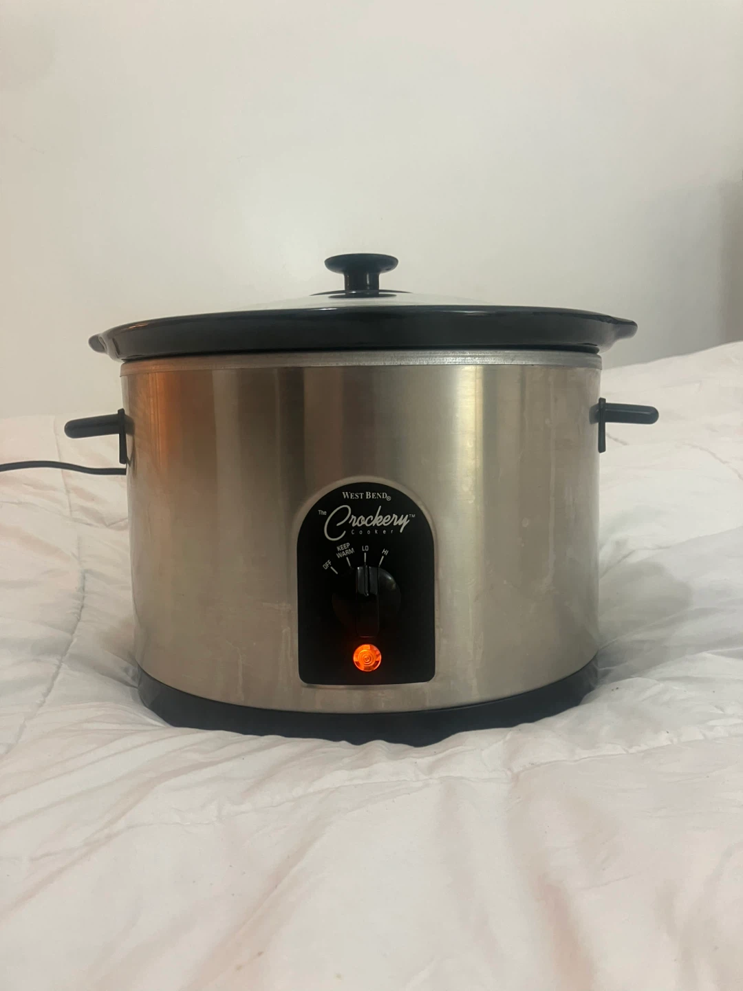 Stainless Steel 6 Quart West Bend Slow Cooker - Works Perfectly