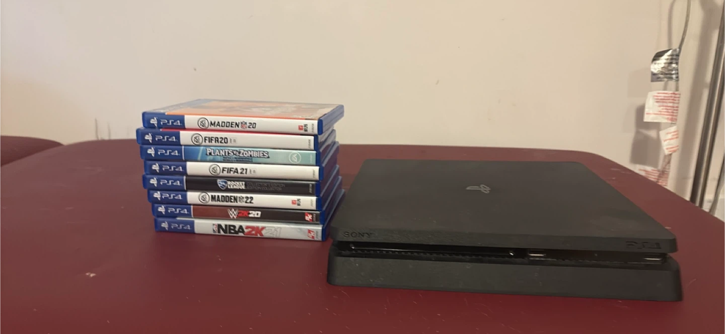 PS4 Slim