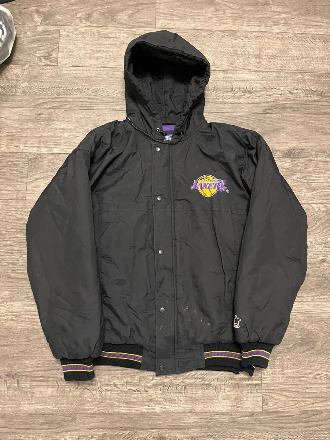 Vintage Starter Los Angeles Lakers Jacket - Size M