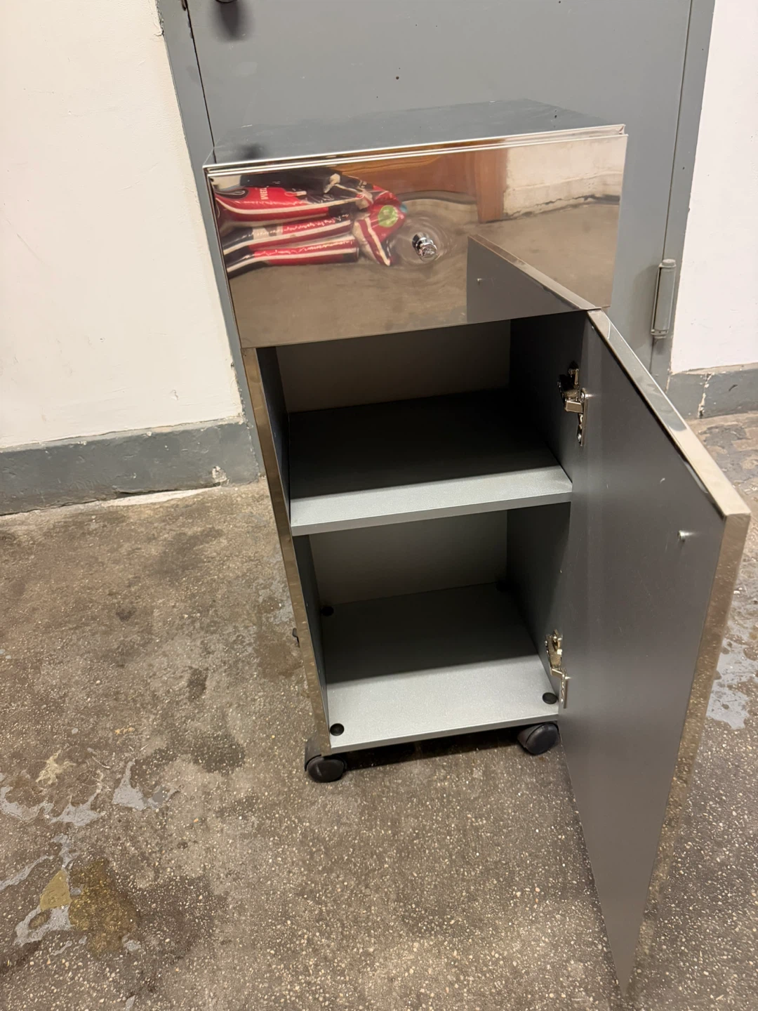 Rolling Metal Cabinet - Storage - photo 2