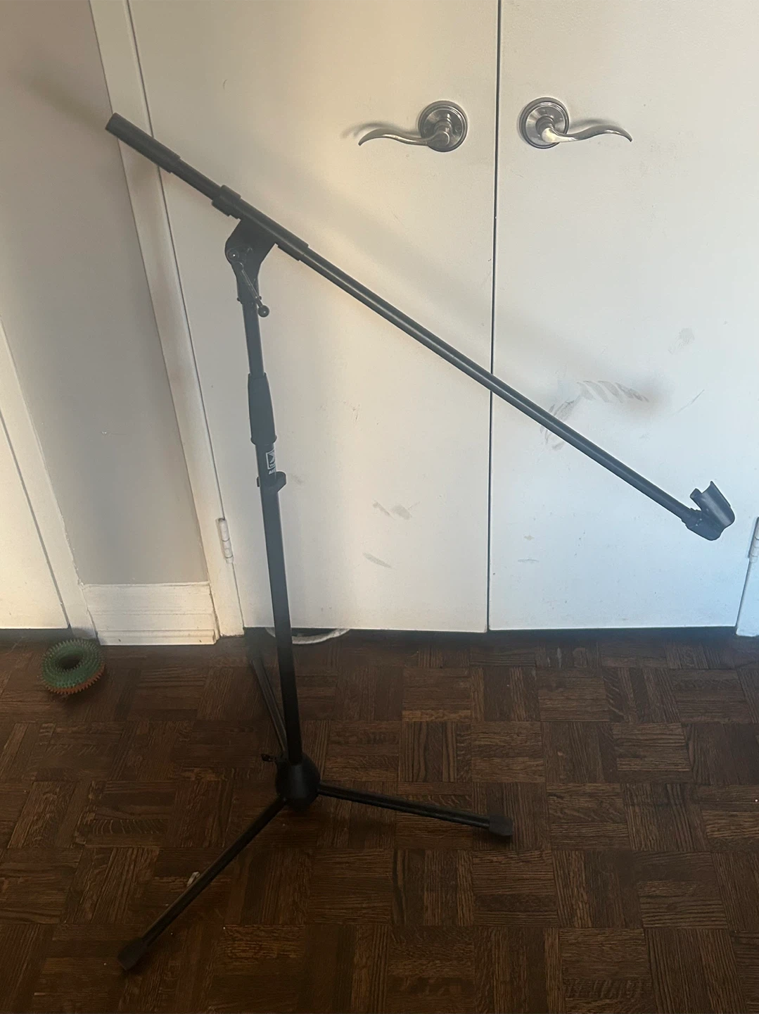 Black Microphone Stand - photo 2