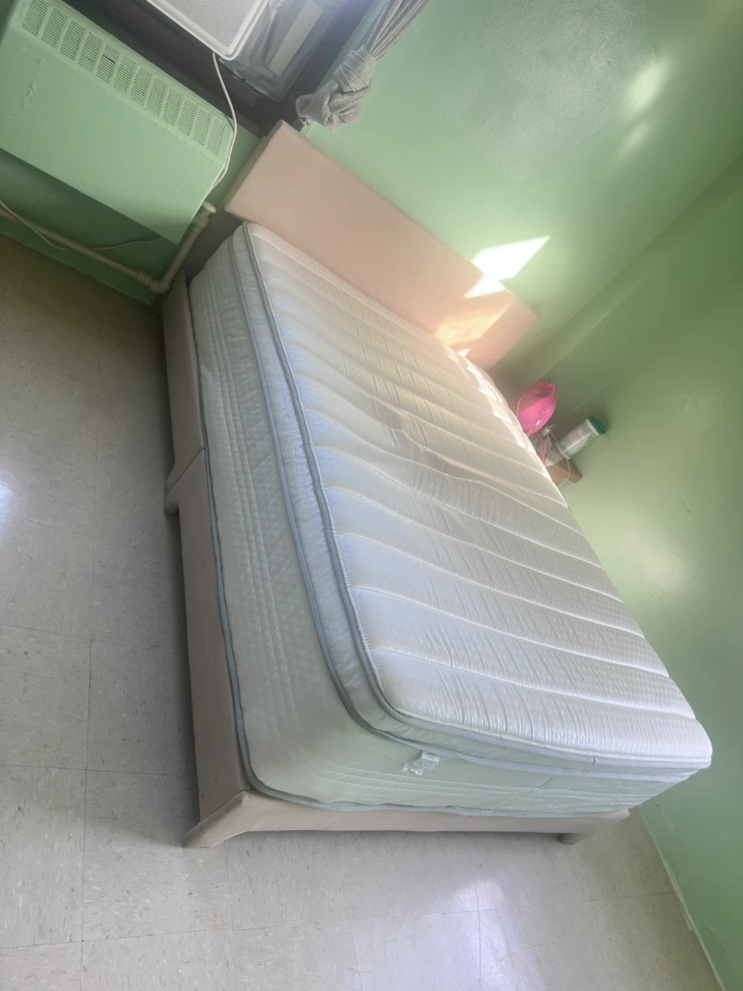 Full Size Mattress and full bed base - photo 3