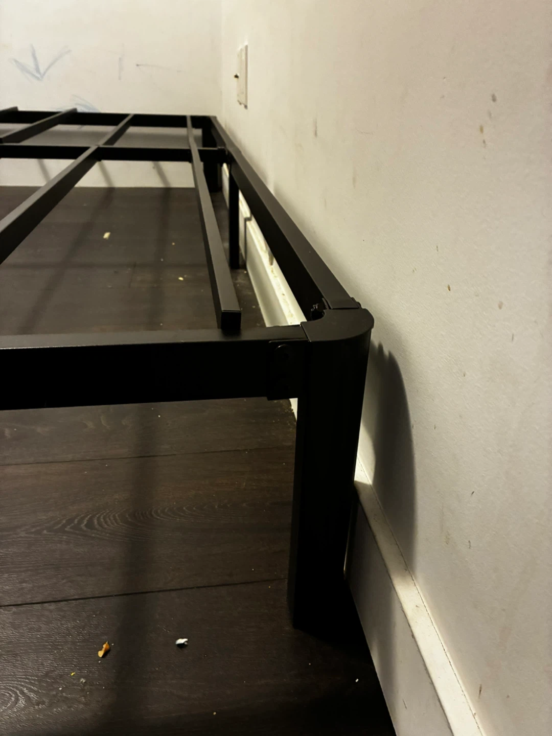 Black Metal king Bed Frame - photo 4