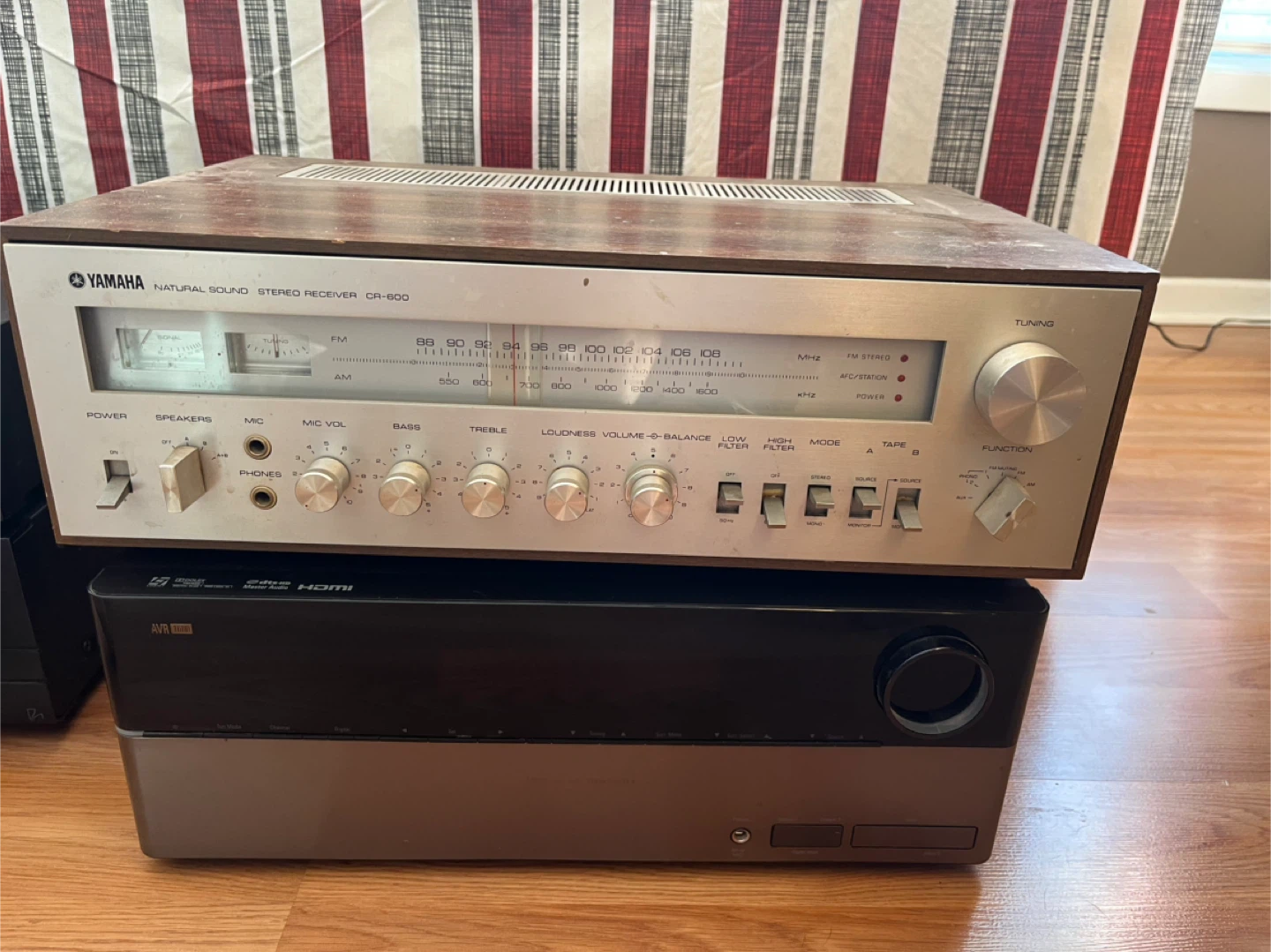 Yamaha Natural Sound Stereo Receiver CR-800