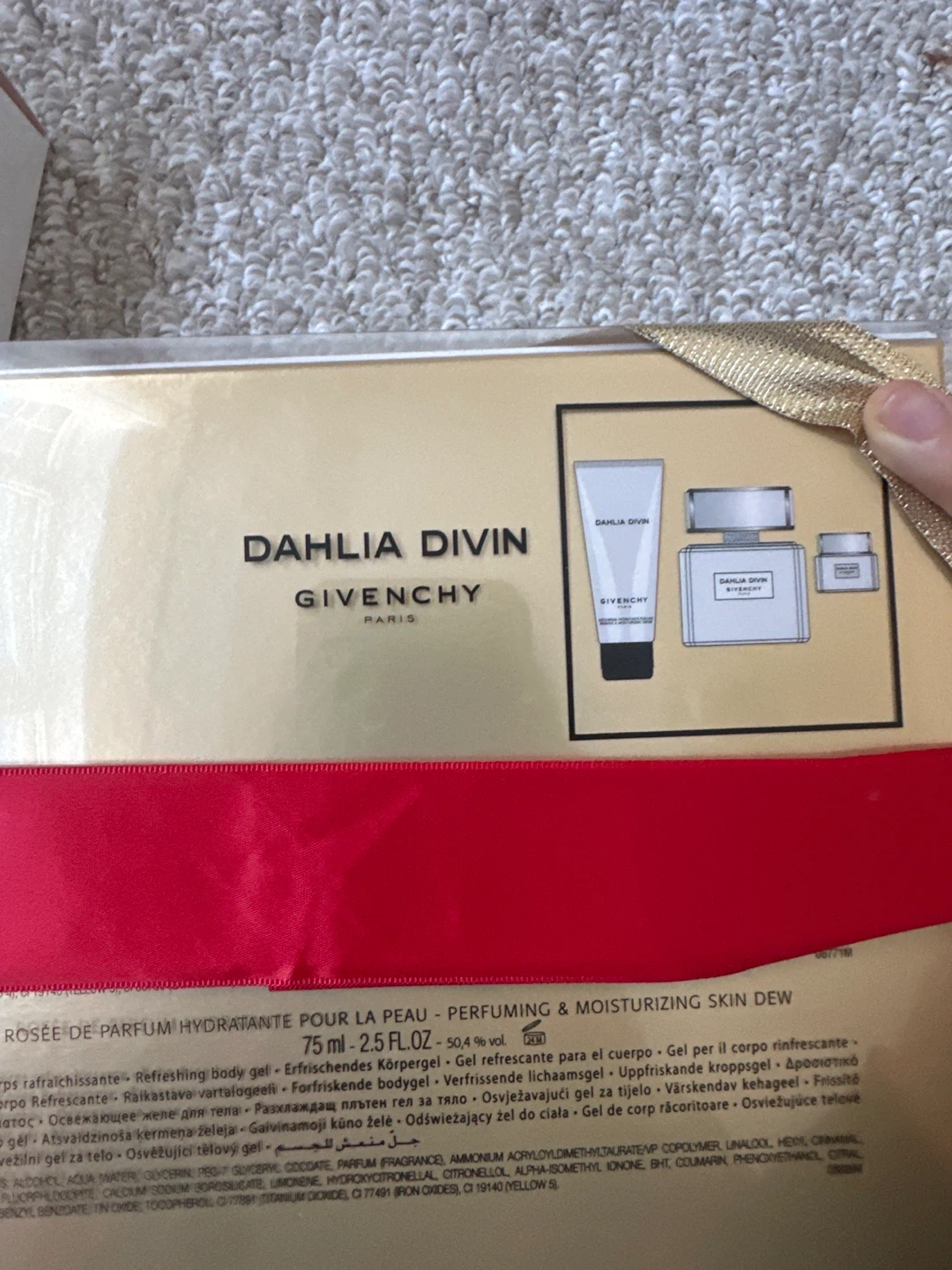 3 Women’s Perfumes - photo 3