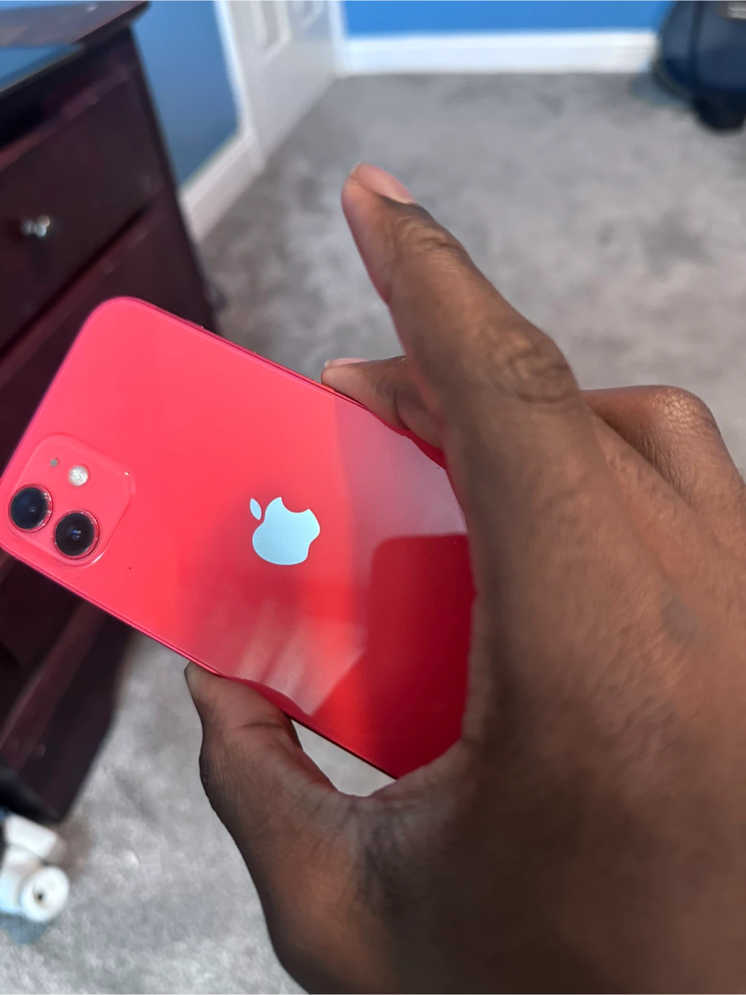 iPhone 12 Red 128GB - Excellent Condition! - photo 3