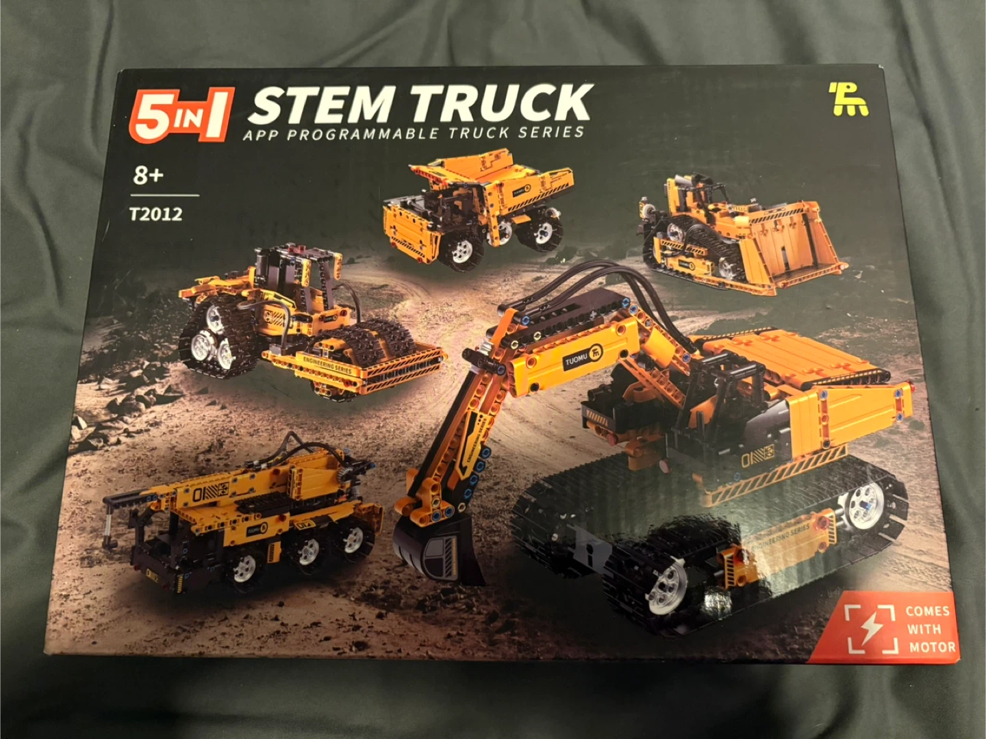 TUOMU 5 in 1 STEM Truck Building Toy Set