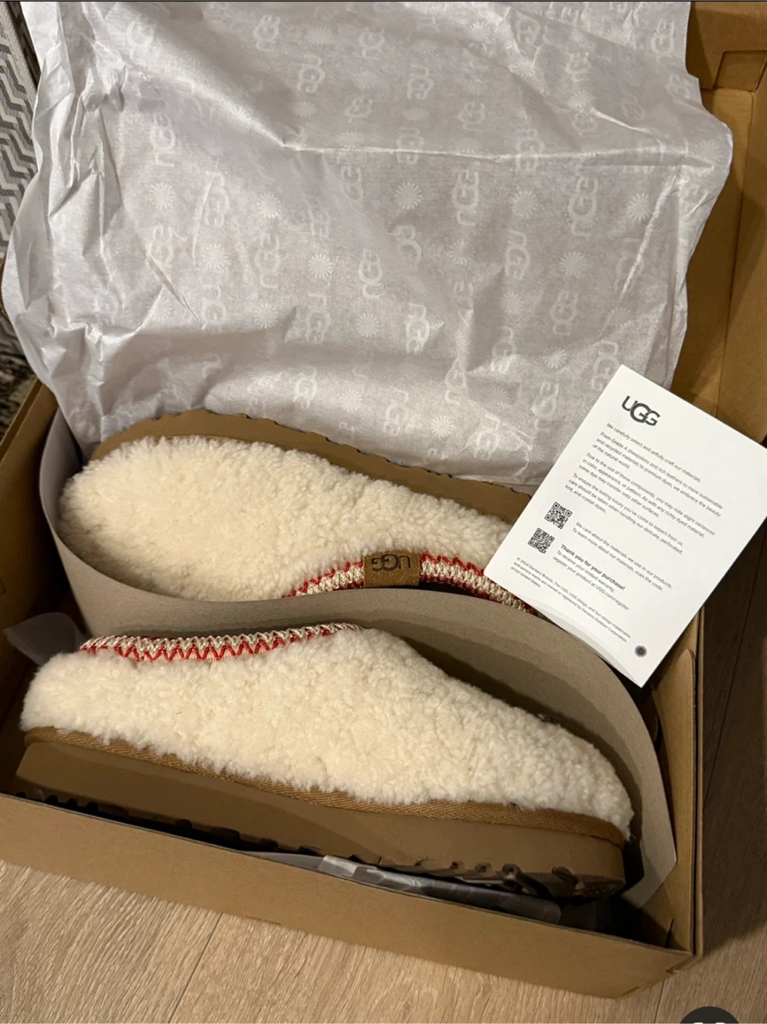 Ugg Tasman