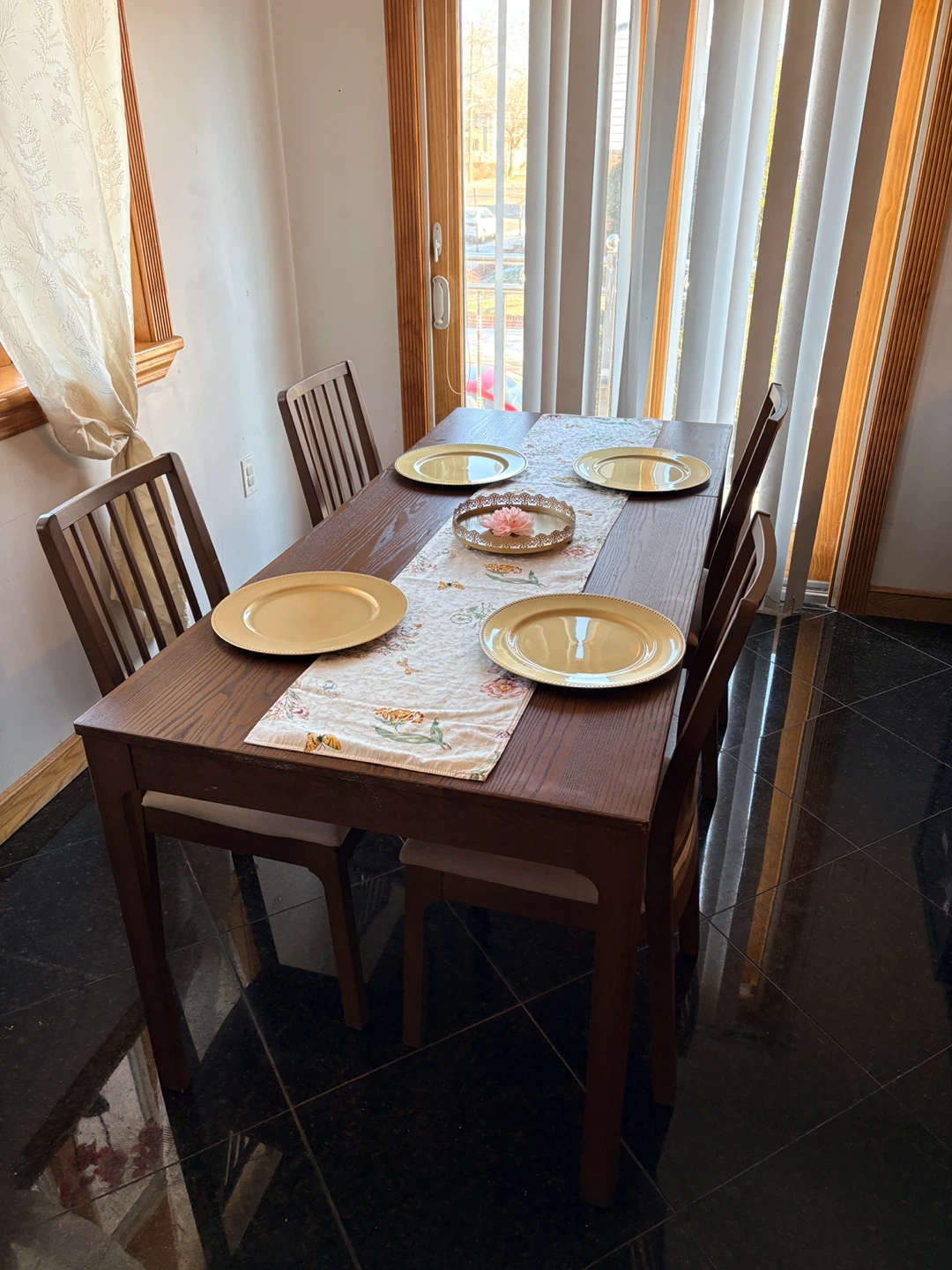 Dining Table with 4 Chairs - Dark Wood - photo 3