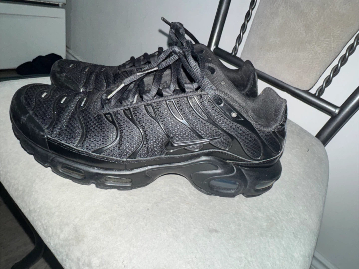 Nike Air Max Plus TN - Black - US 9 - photo 4