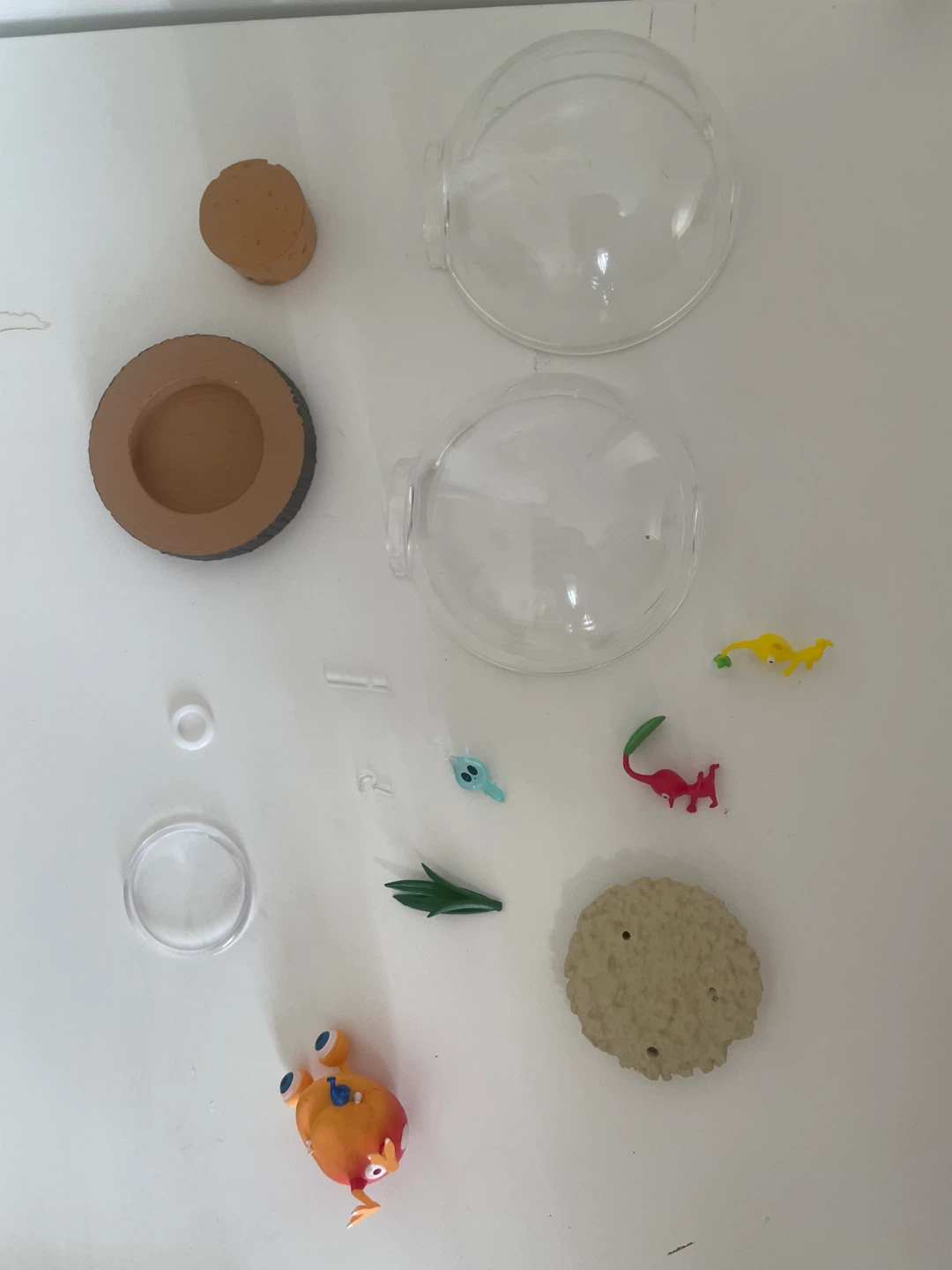 Pikmin Terrarium Collection Figure - photo 3