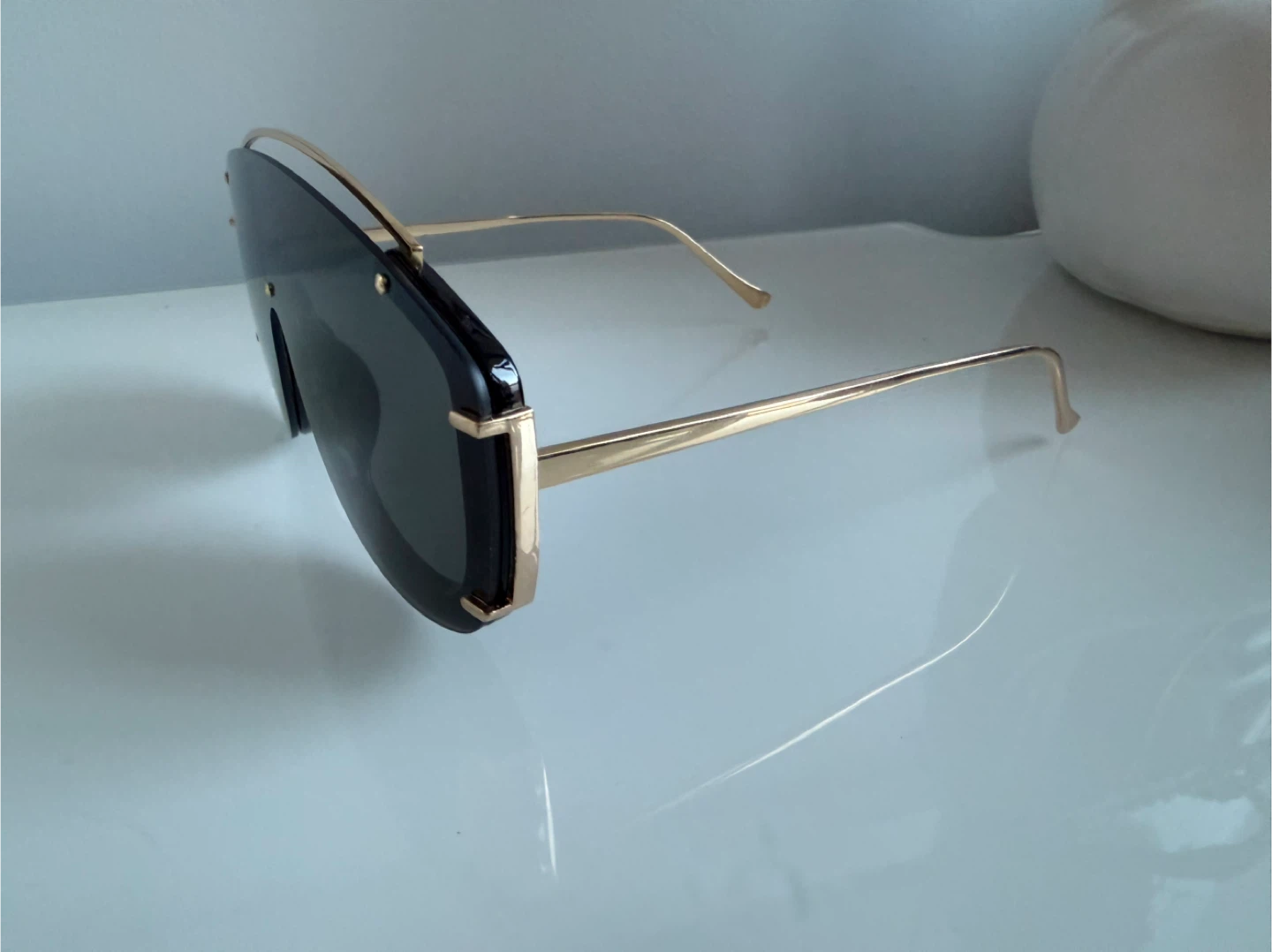 Sunglasses - photo 2