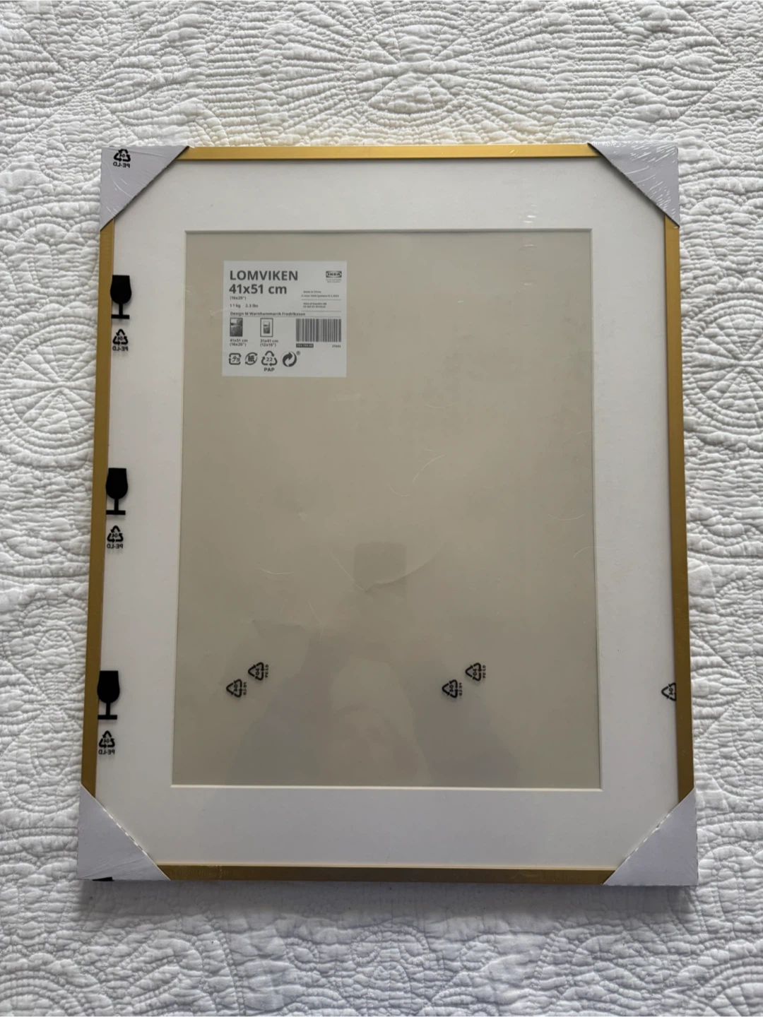 FREE- 3 gold IKEA LOMVIKEN frames - photo 4