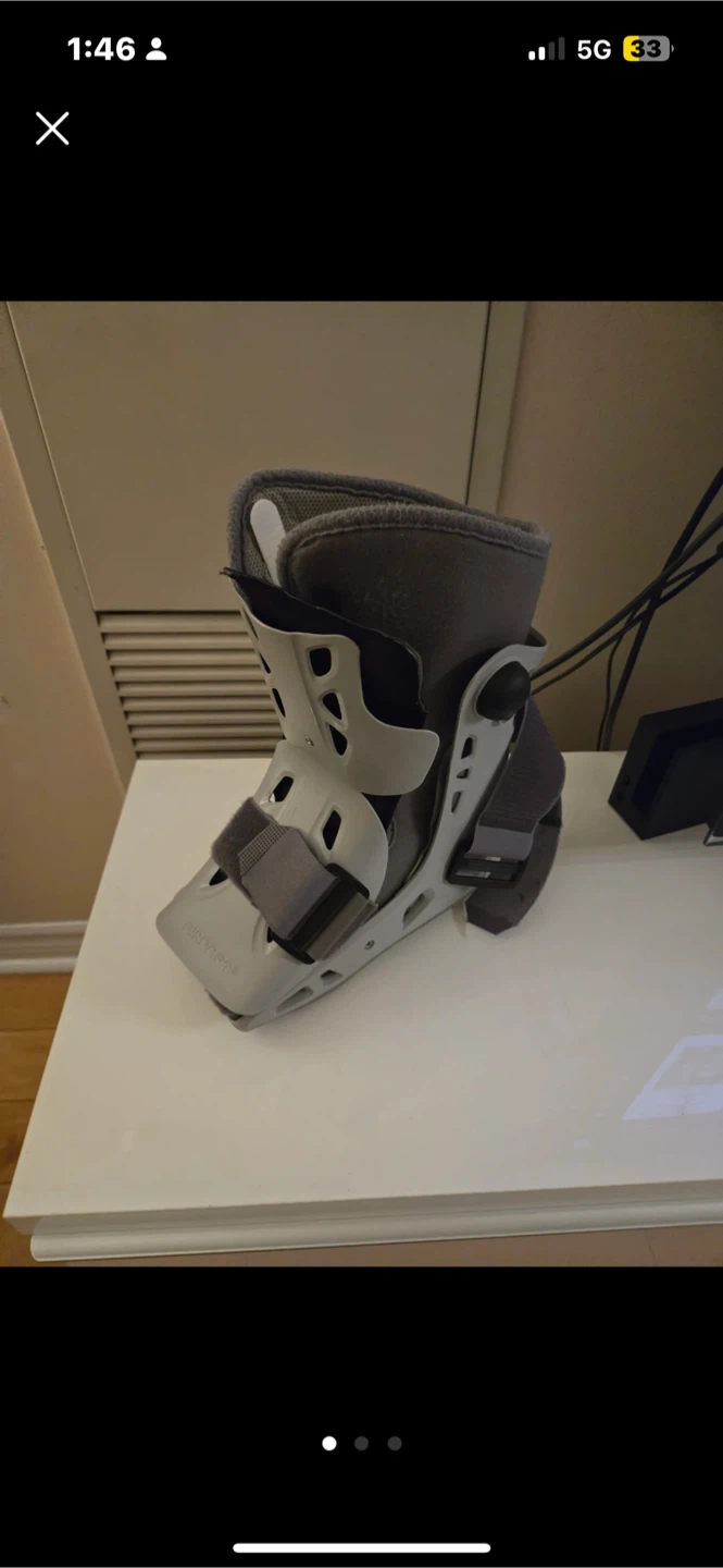 Aircast Walker Boot