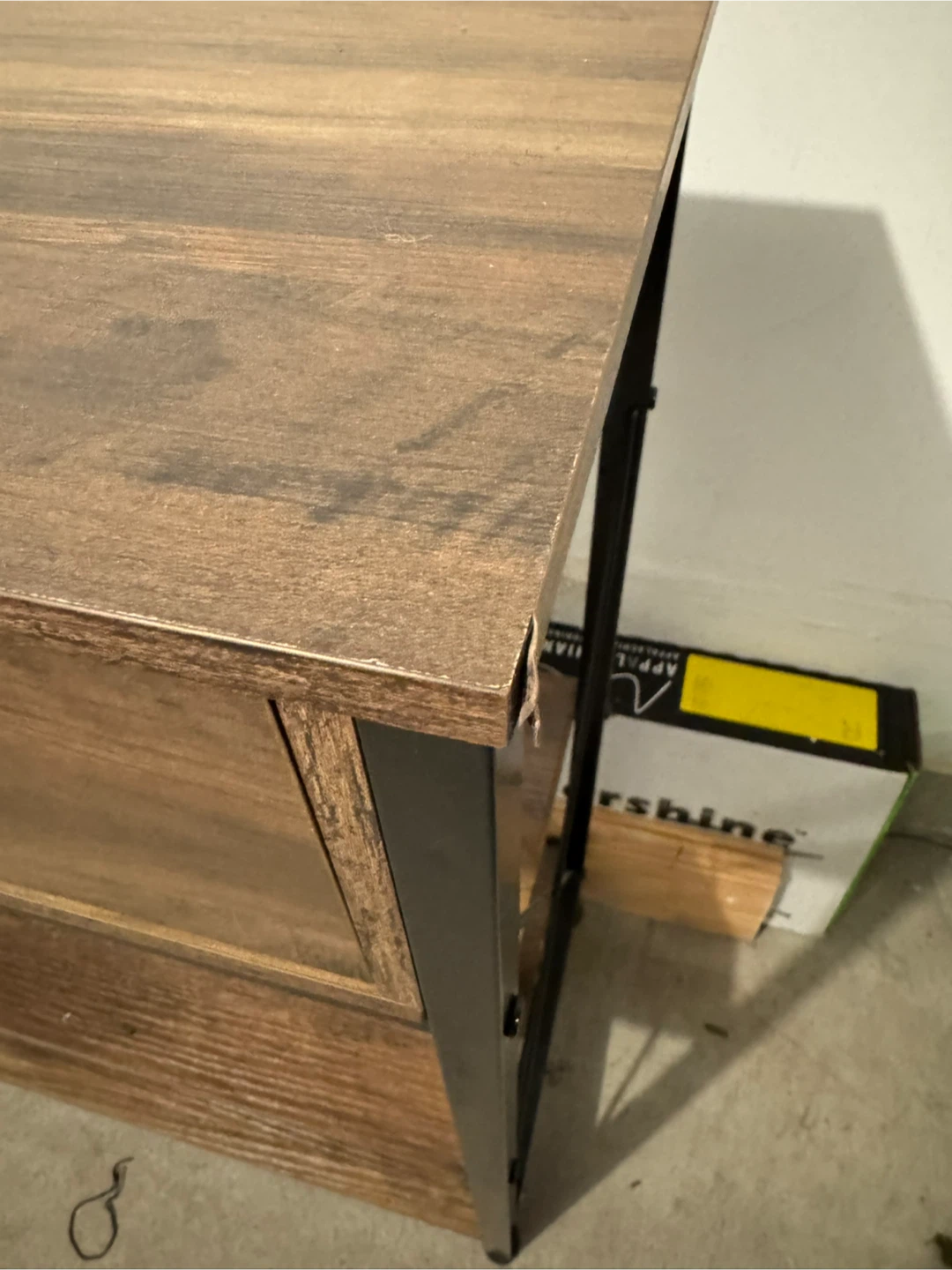 FREE- Entryway table with drawers and shelves - photo 4