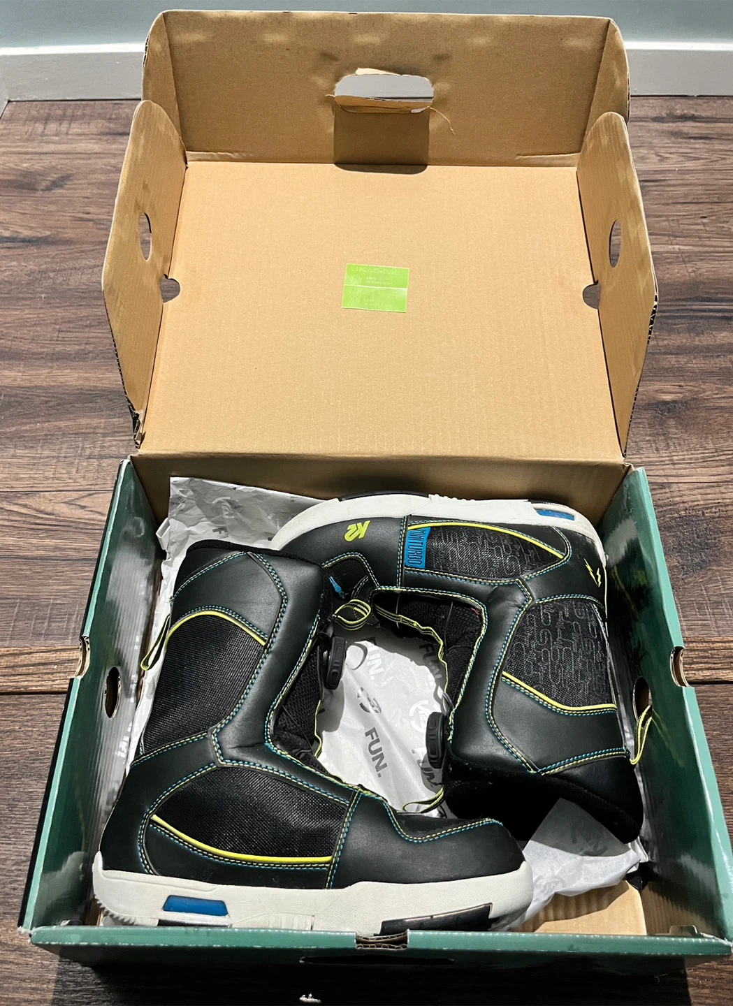 K2 Vandal Snowboard and Boots - Size 4 - photo 4