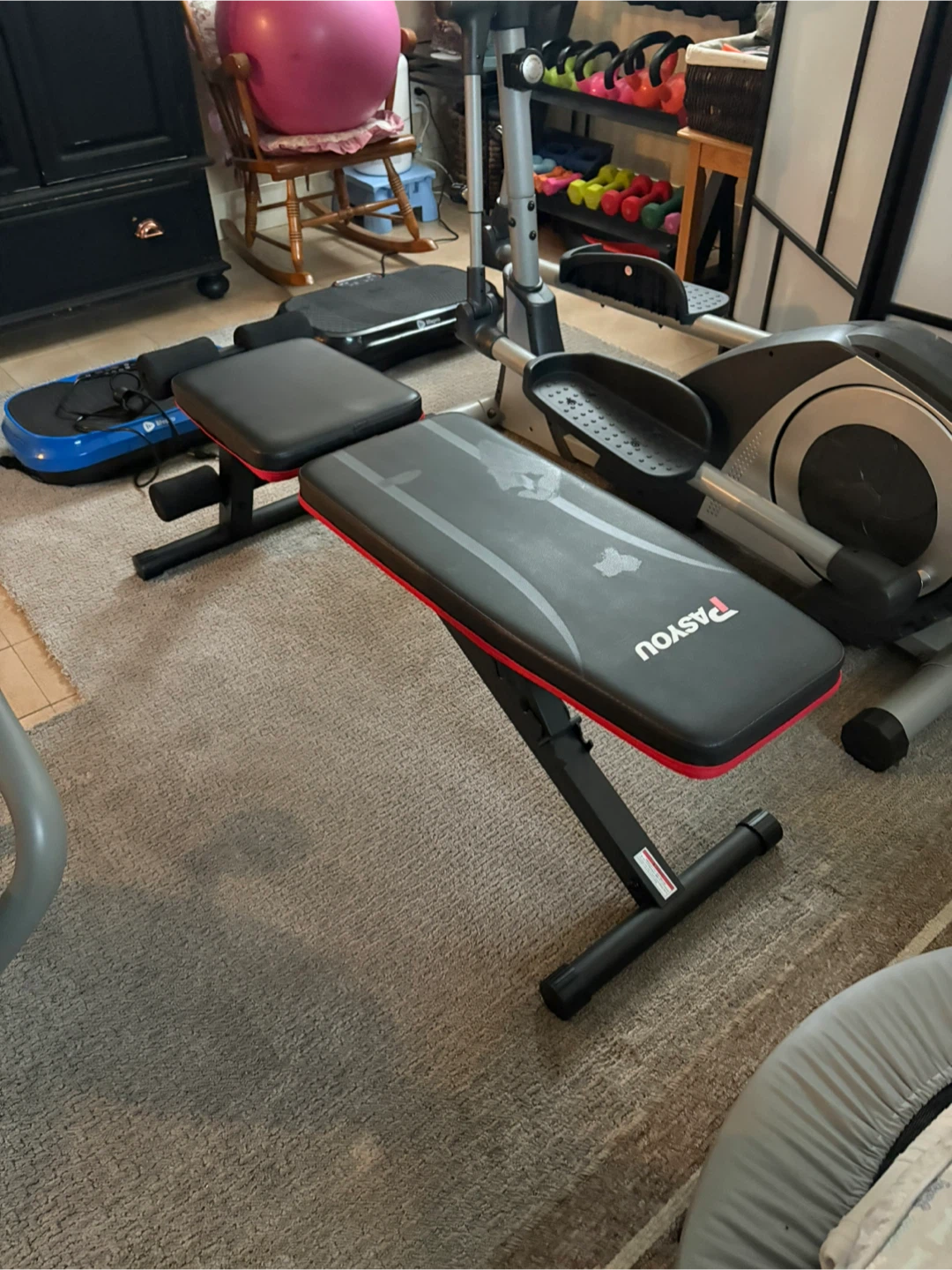 Adjustable, folding Weight Bench