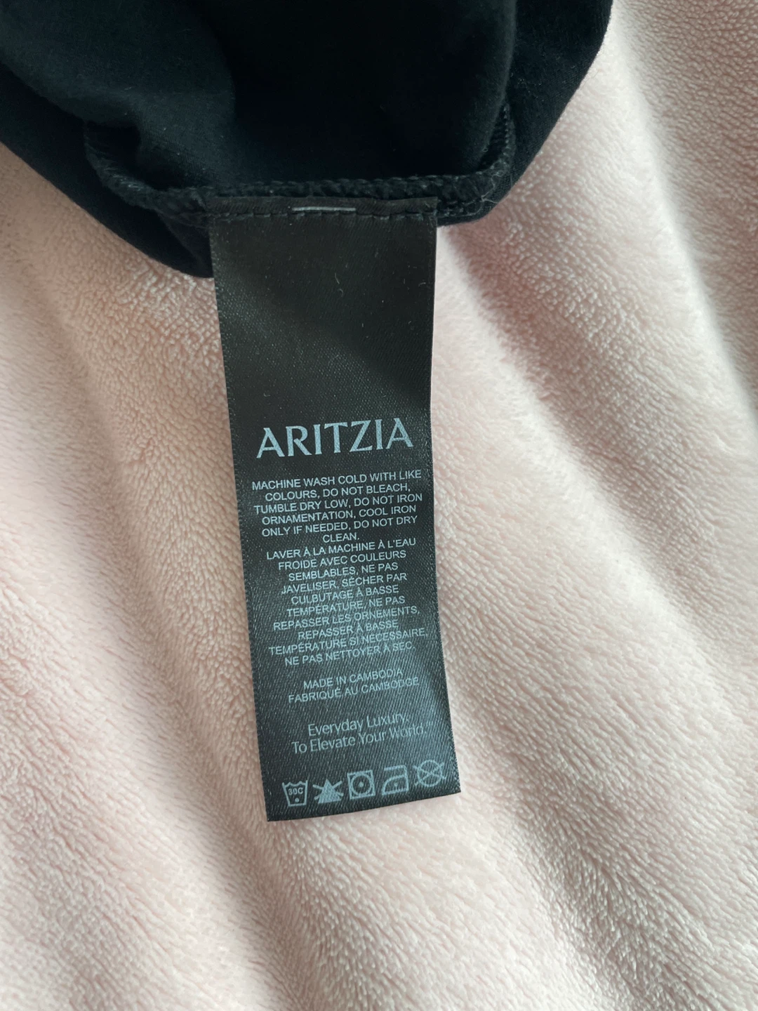 Almost new! Aritzia Tank Top S - photo 5