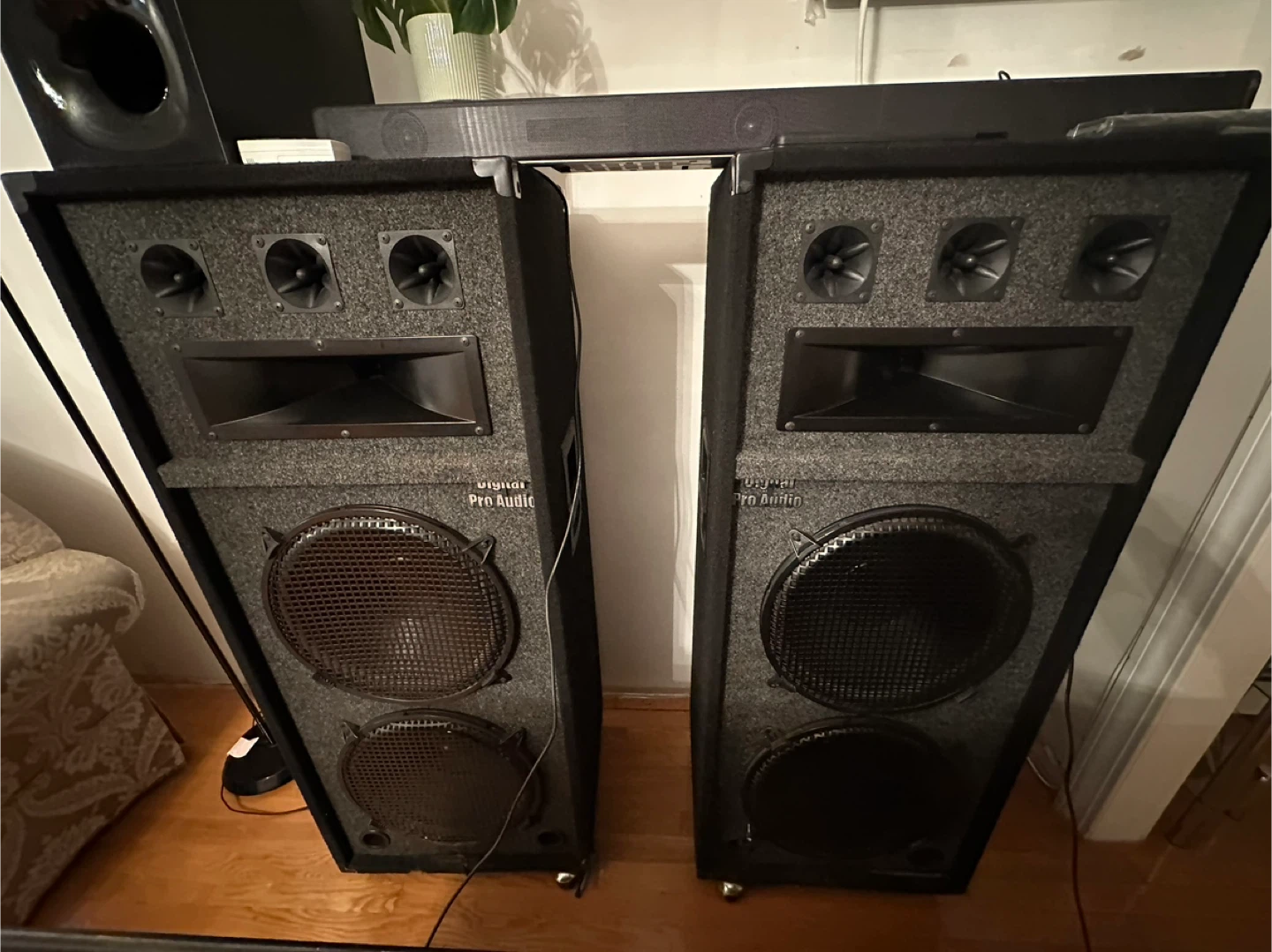 Digital Pro Audio Speakers— Pair - photo 3