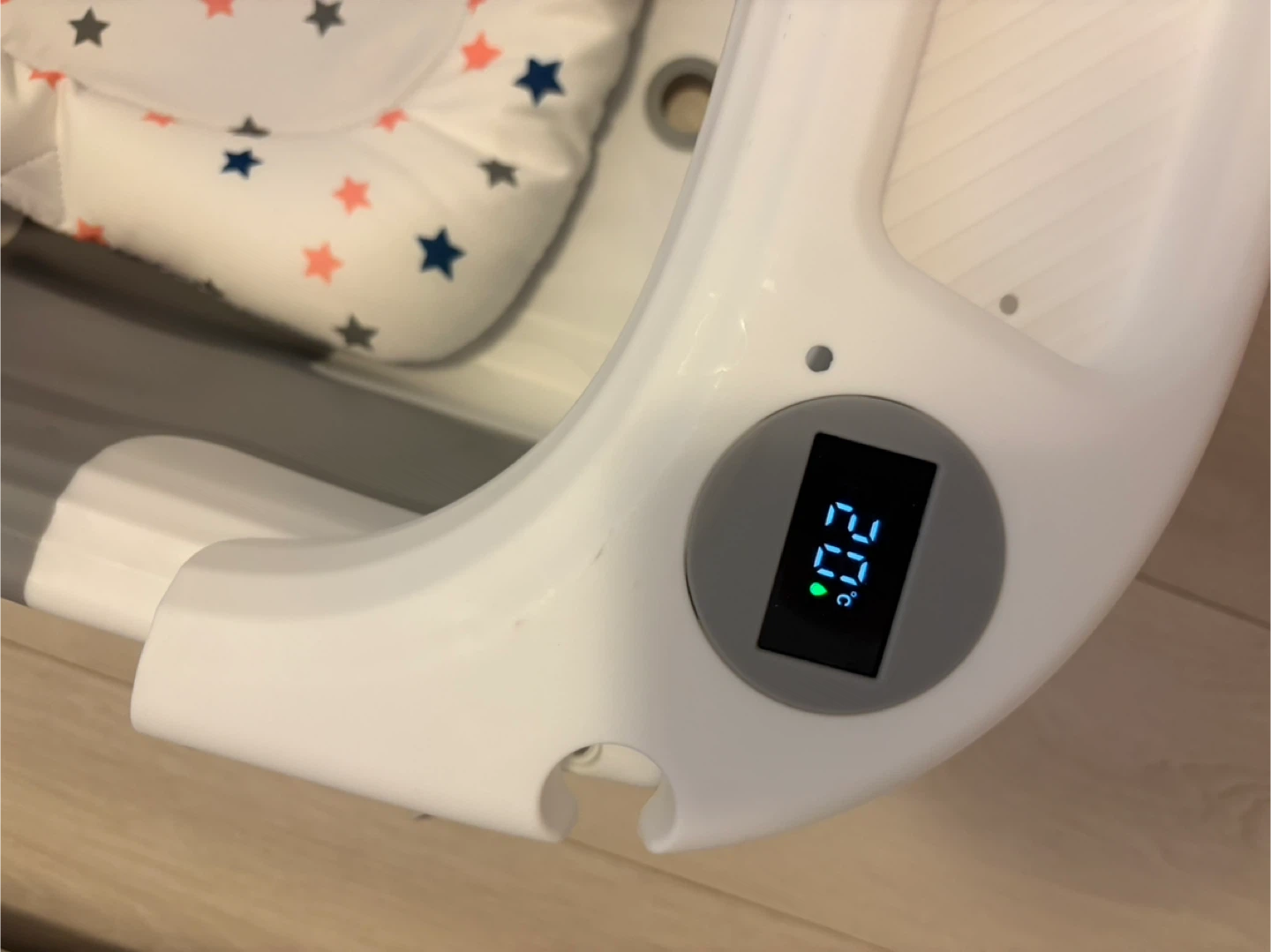 Baby Bathtub with Bath Support Cushion and thermometer - photo 2