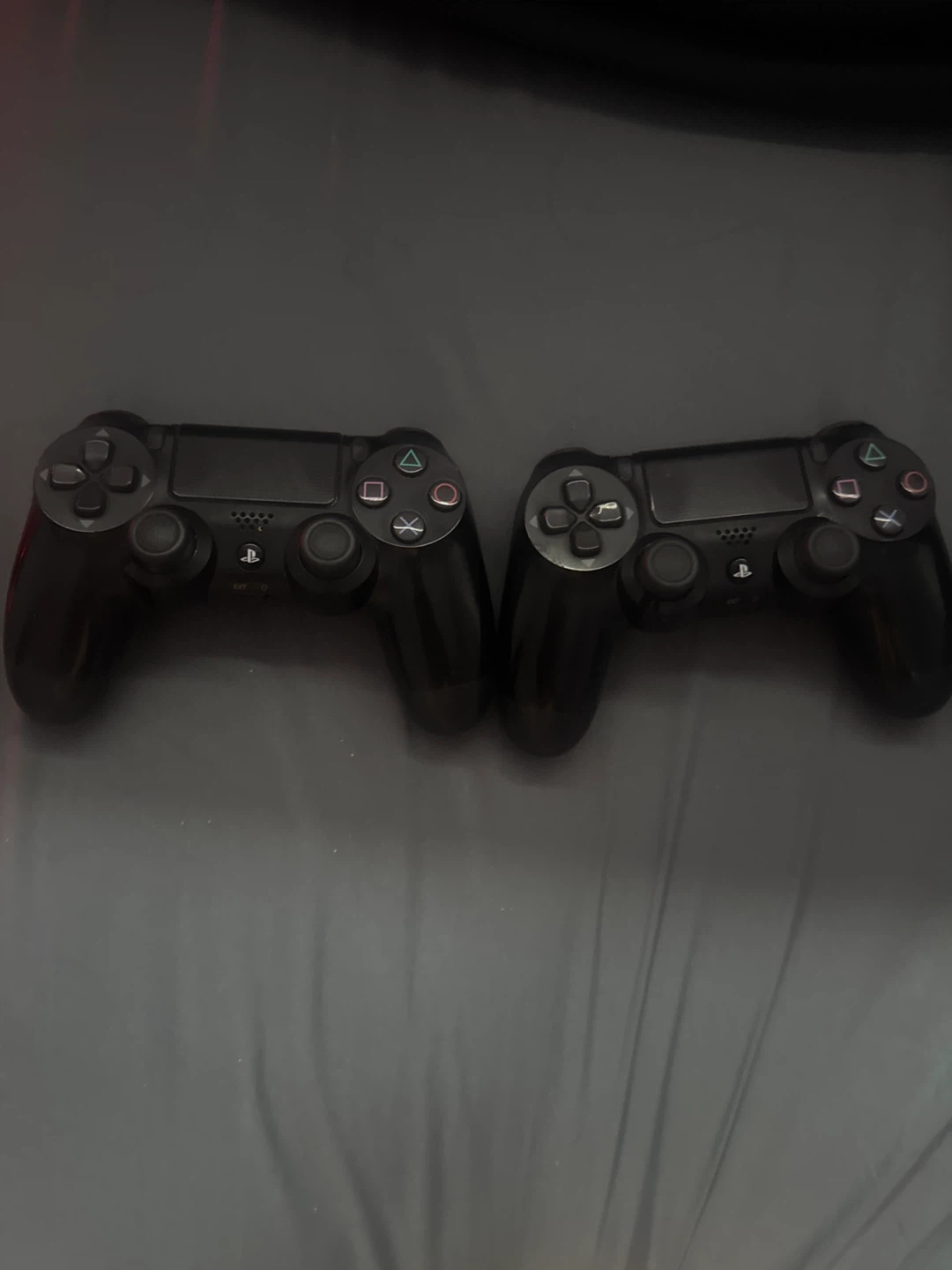 Sony PlayStation 4 - photo 2