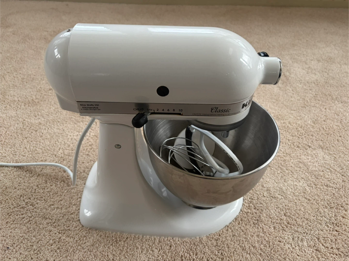 KitchenAid Classic Stand Mixer + Bowl & Attachments – Very Quiet