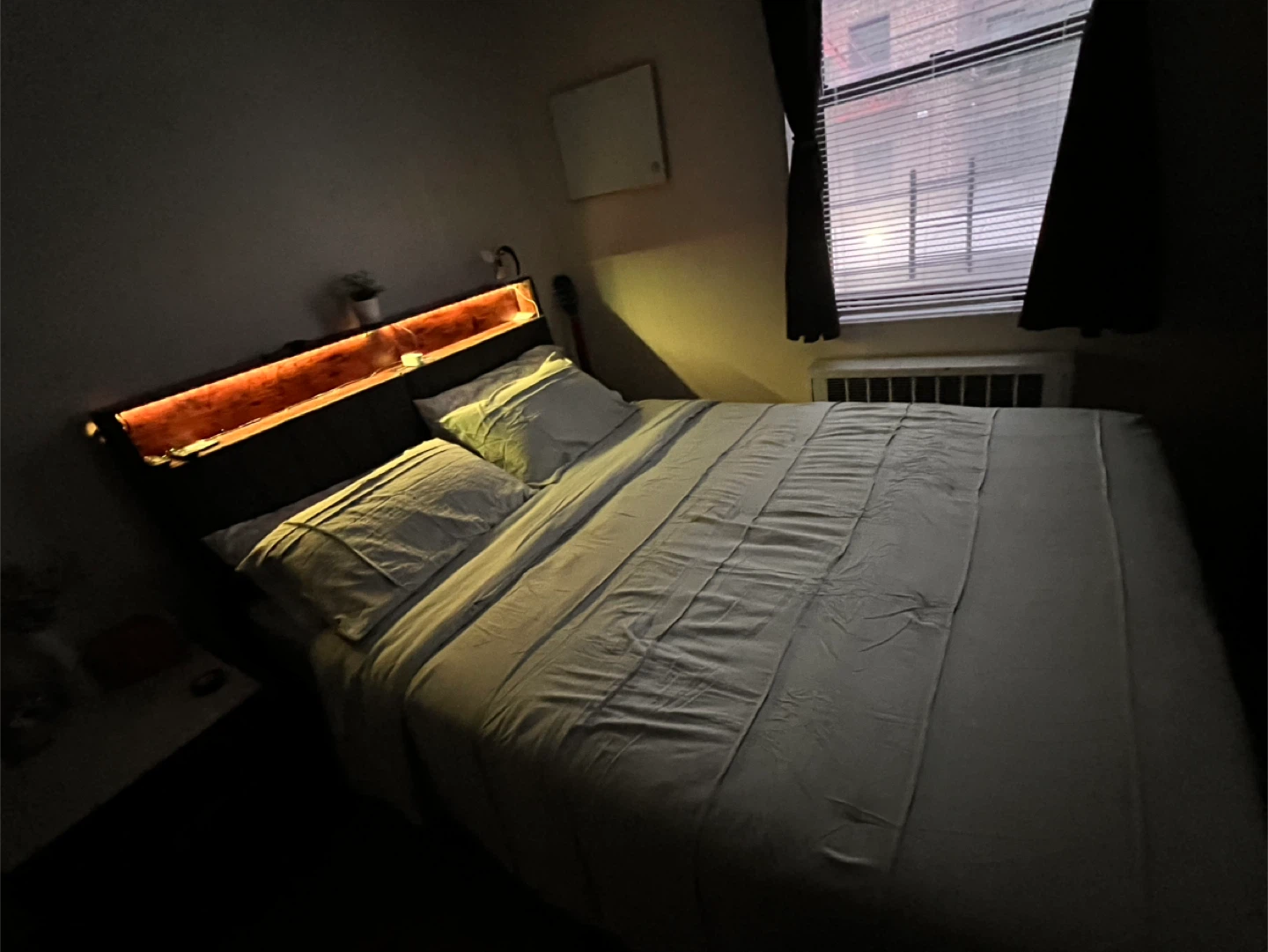 Queen Size Bed frame and mattress - photo 2