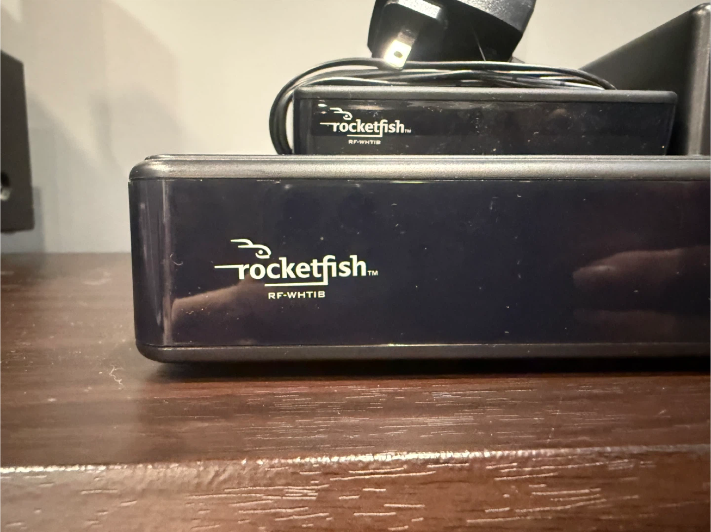 Rocketfish RF-WHTIB Wireless Transmitter & Receiver - photo 2