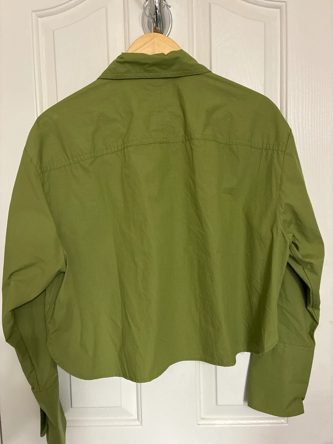 New w tags Banana Republic Green Cropped Shirt - Size M - photo 3
