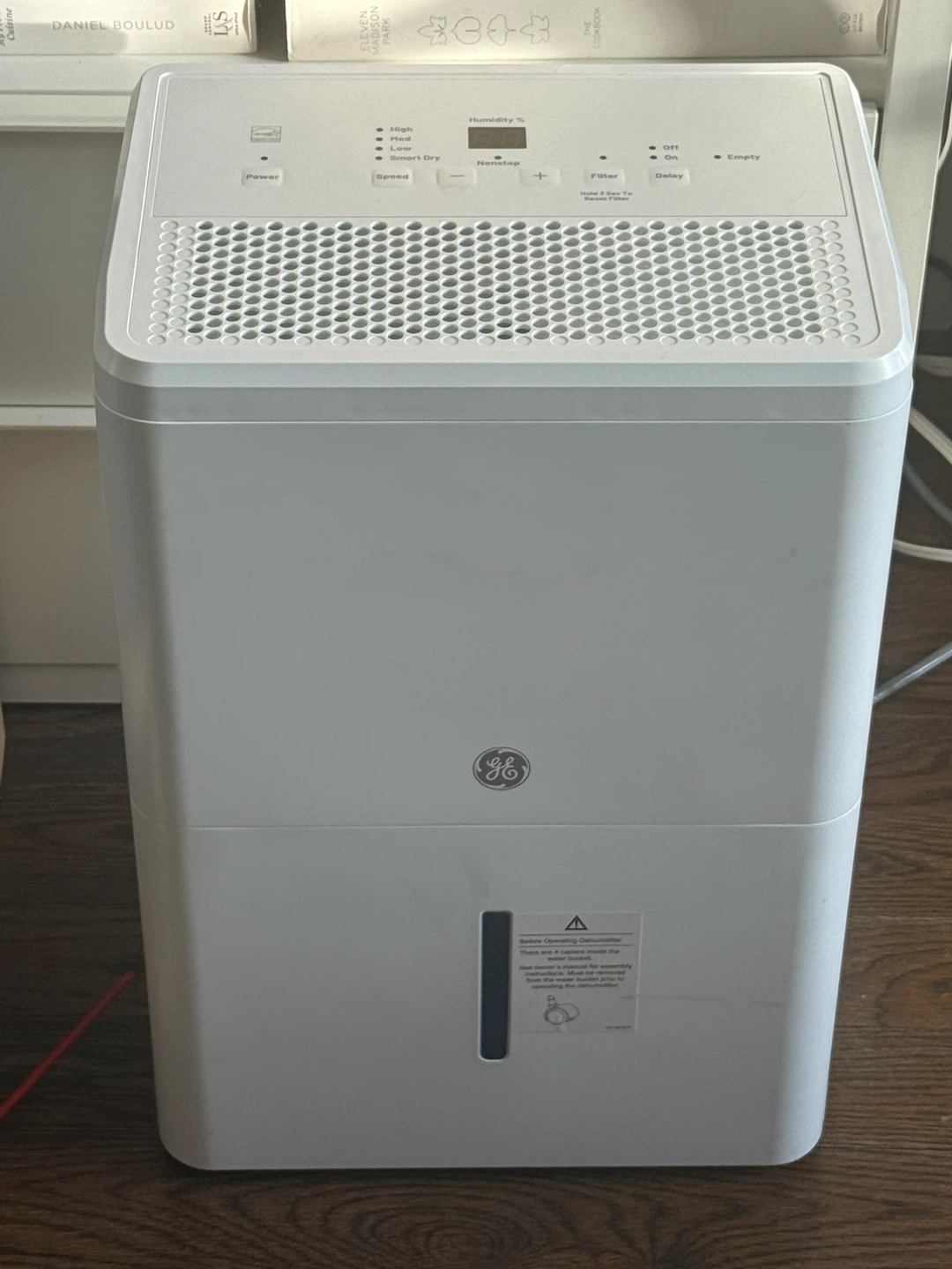 GE Dehumidifier - White - photo 2