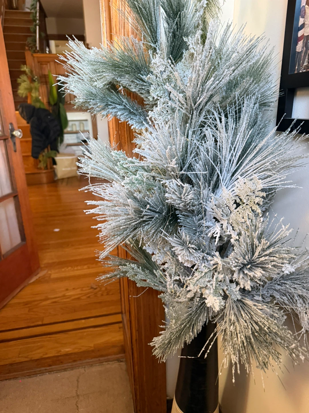 Home Accents 7.5ft Brookside Pre-Lit Tree - photo 2
