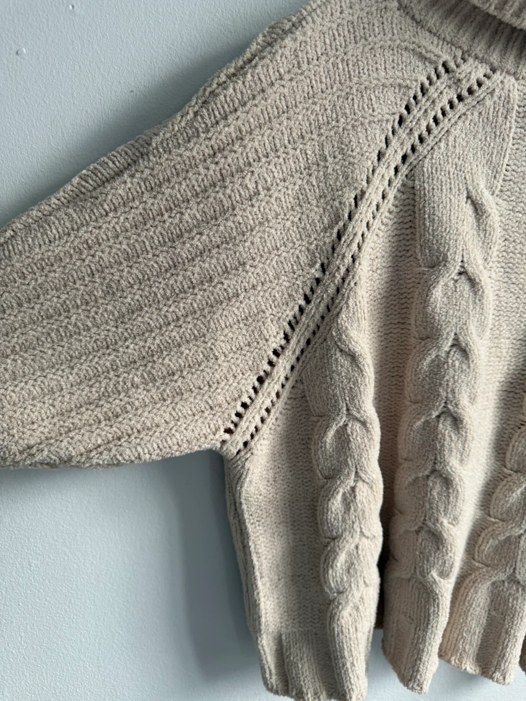 Moon & Madison Cream Cable Knit Sweater - Size M - photo 2