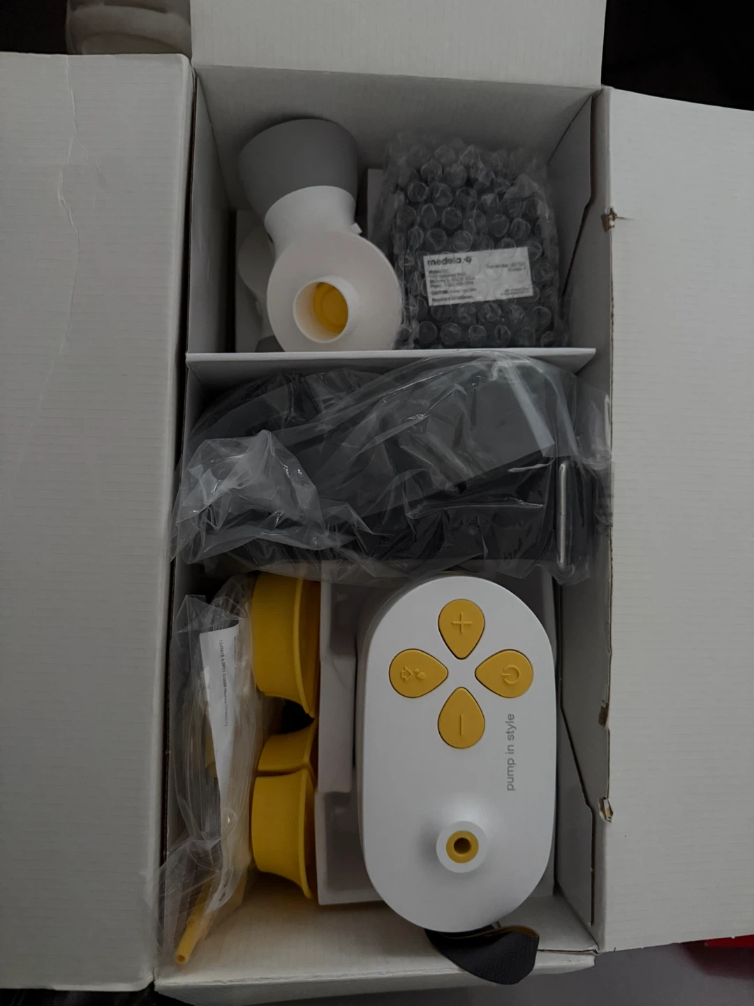 Medela Pump In Style Breast Pump - New in Box! - photo 2