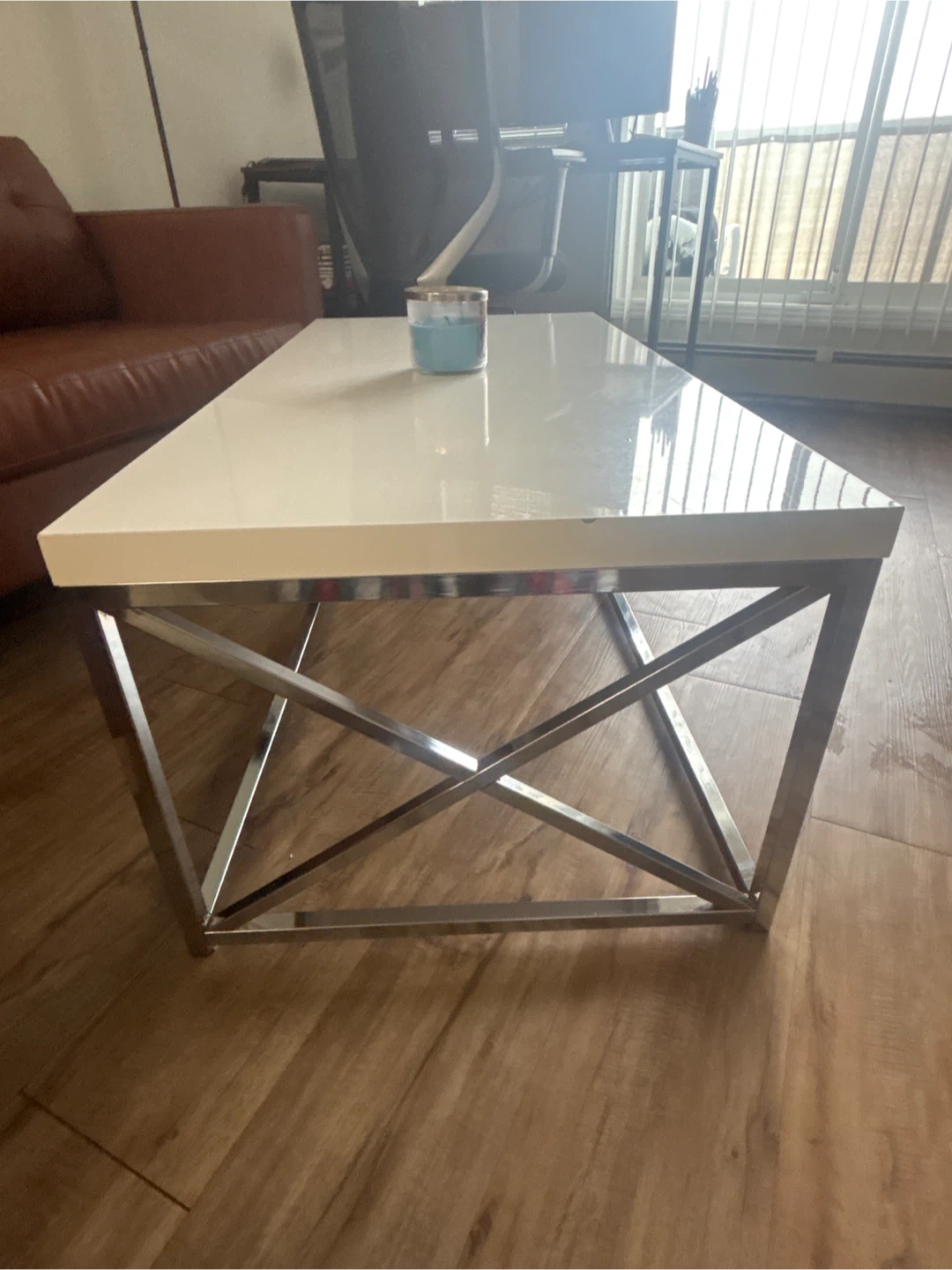 White & Chrome Coffee Table - photo 2