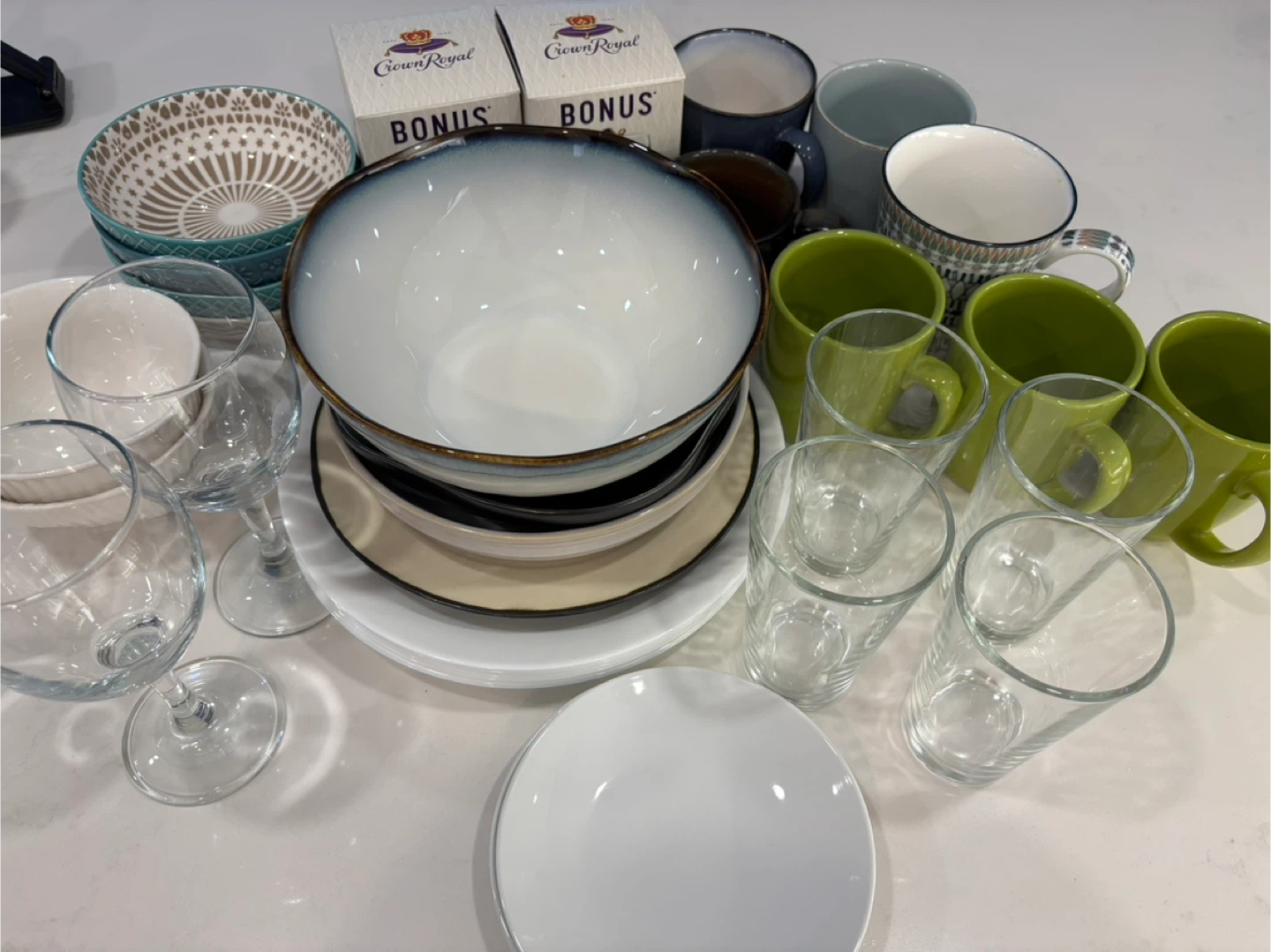 Take All‼️ Dinnerware Set - Plates, Bowls, and Mugs