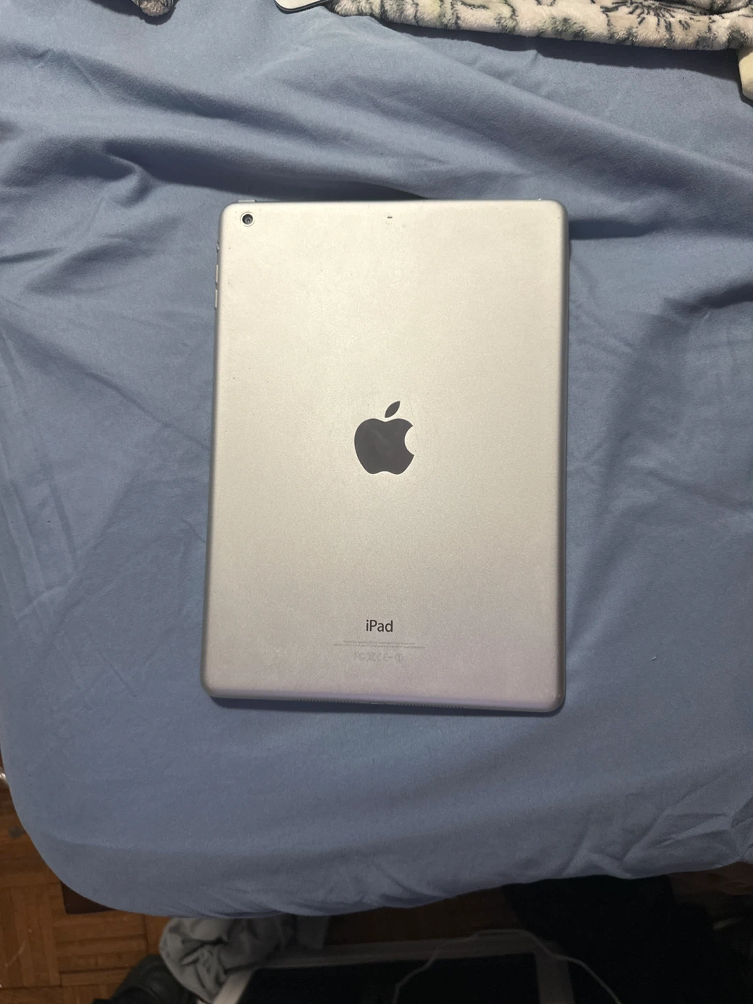 Apple iPad Silver - photo 2