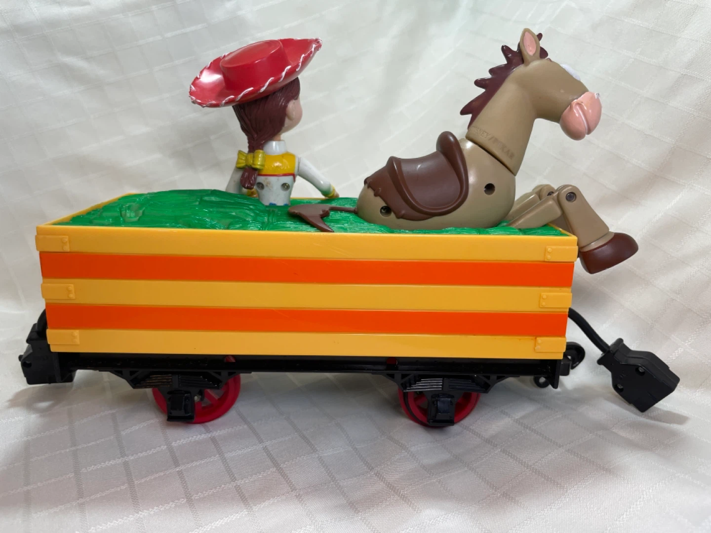 The Toy Story 2 Disney Pixar Jessie & Bullseye Train car - photo 3