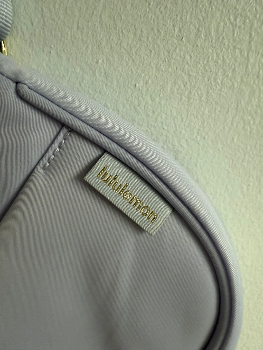 Lululemon Lilac Everywhere Belt Bag - photo 3