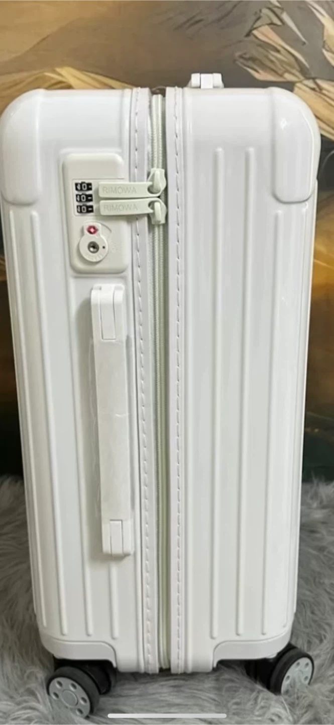 Rimowa Essential Cabin Suitcase - White