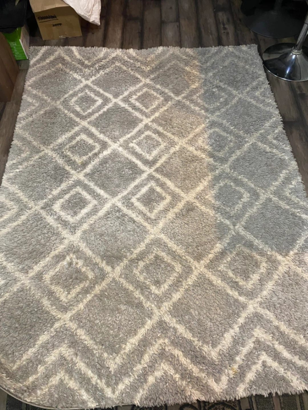 Floor rug