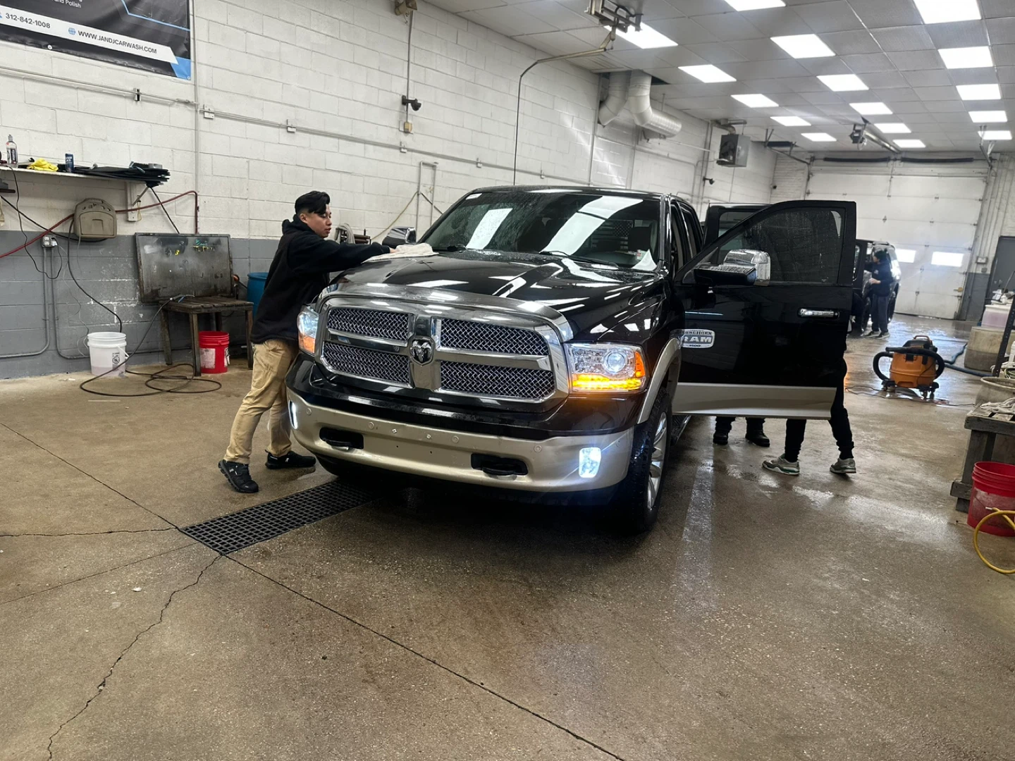 Ram 1500 Laramie Crew Cab Pickup Truck - photo 3