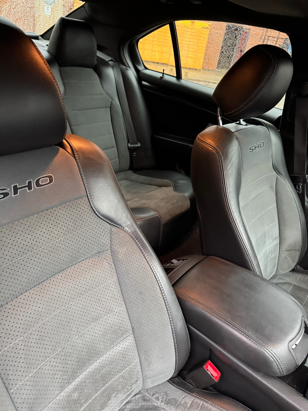 Ford Taurus SHO Sedan - Black 2013 - photo 5