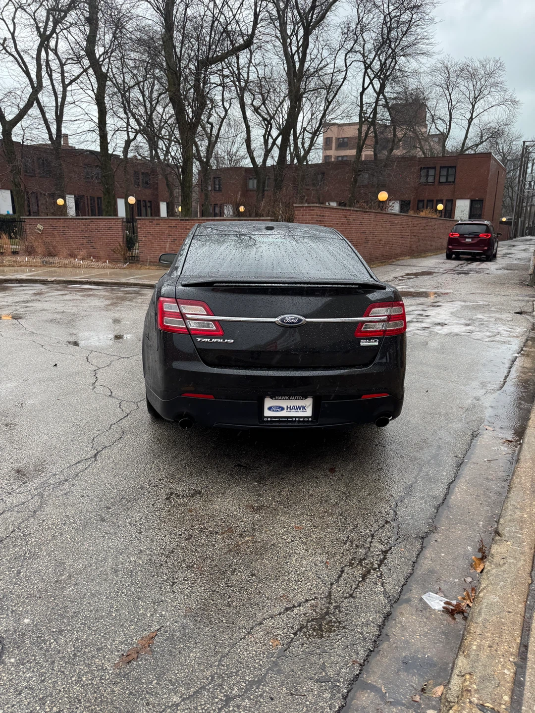Ford Taurus SHO Sedan - Black 2013 - photo 2