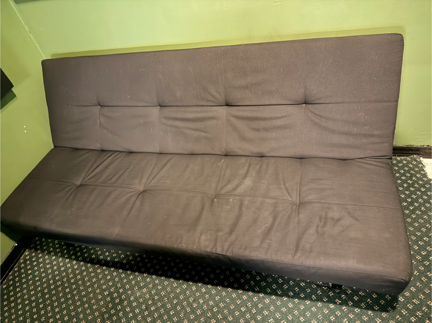 Black Futon