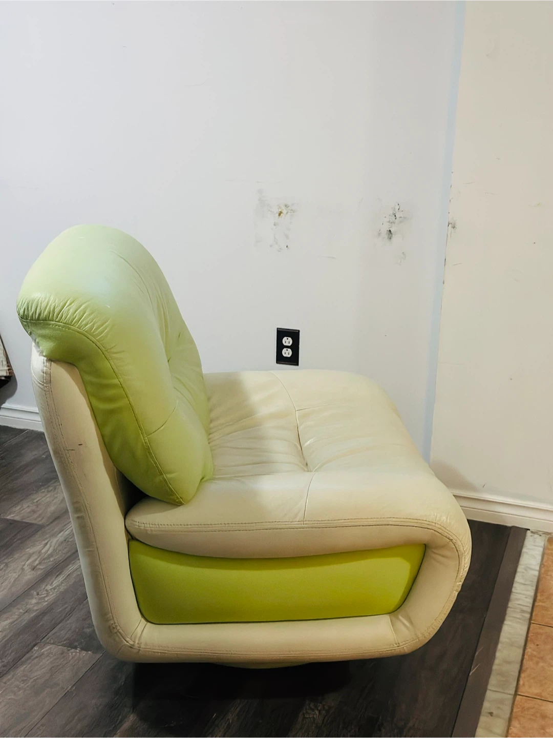 FREE 360 Swivel / Rotating Accent Chair - Cream/Green - photo 4