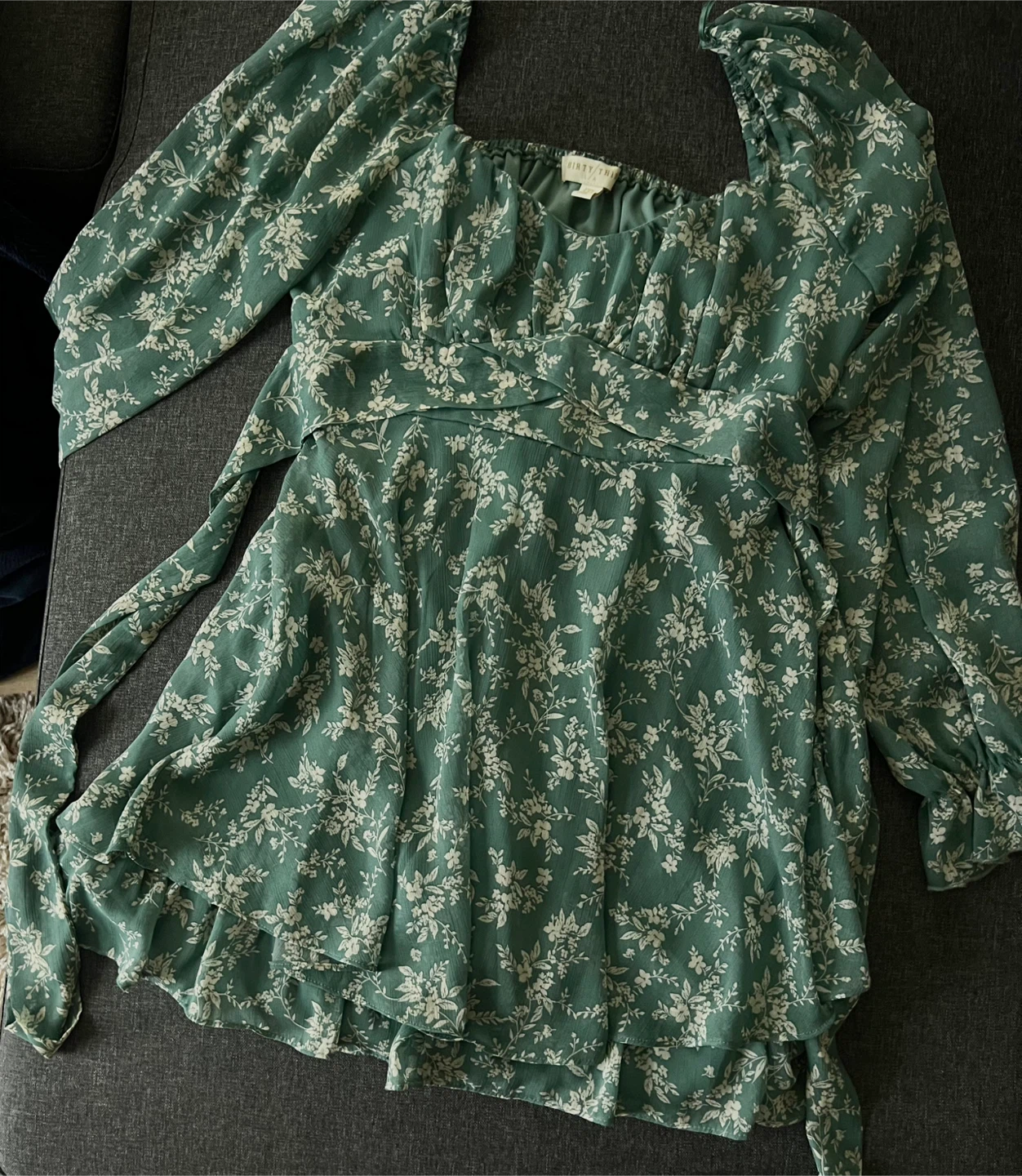 Assorted Women's Clothing Bundle - photo 2